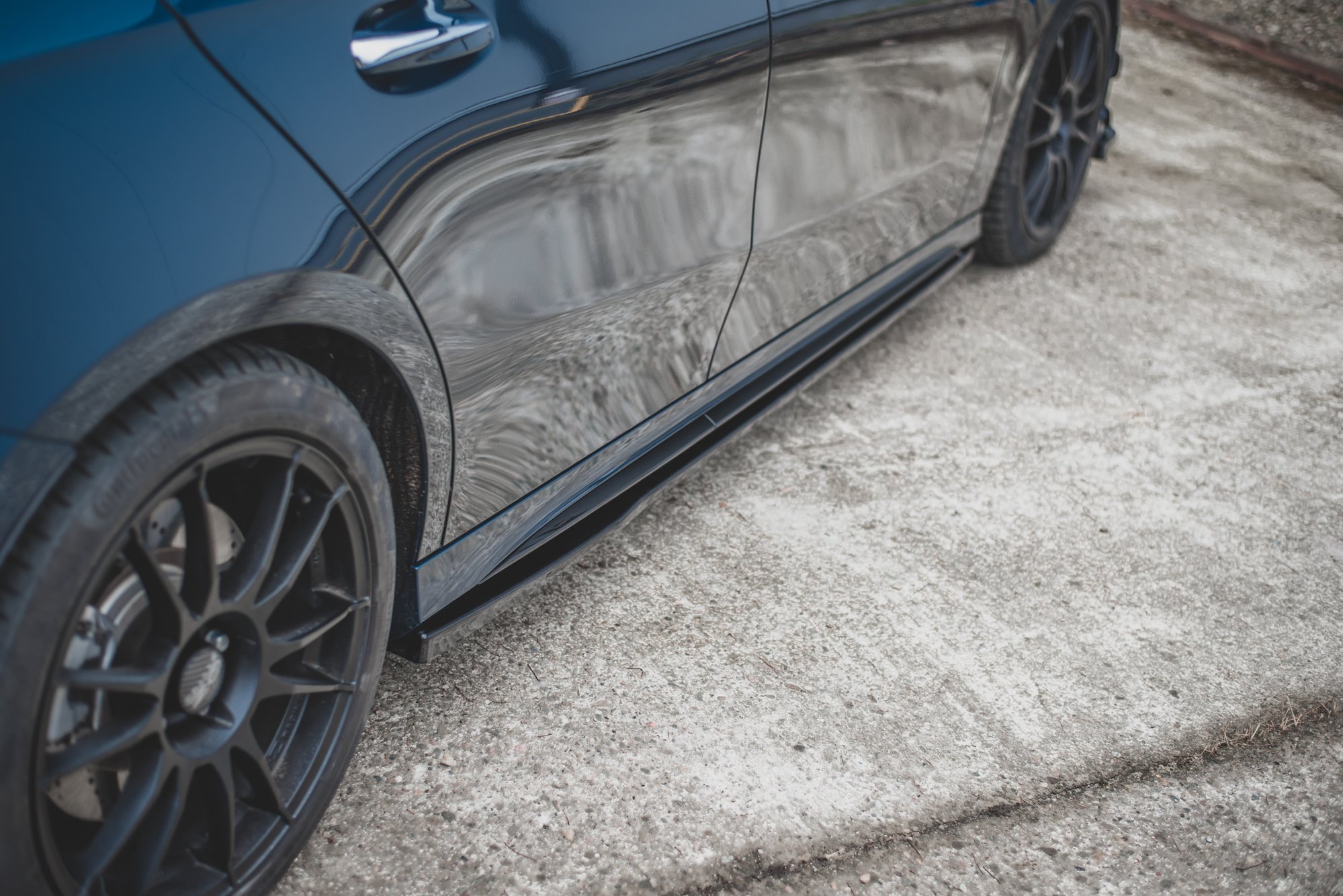 pol_po_Side-Skirts-Diffusers-V-1-Mercedes-A35-AMG-AMG-Line-W177-9418_4 pol_po_Side-Skirts-Diffusers-V-1-Mercedes-A35-AMG-AMG-Line-W177-9418_4