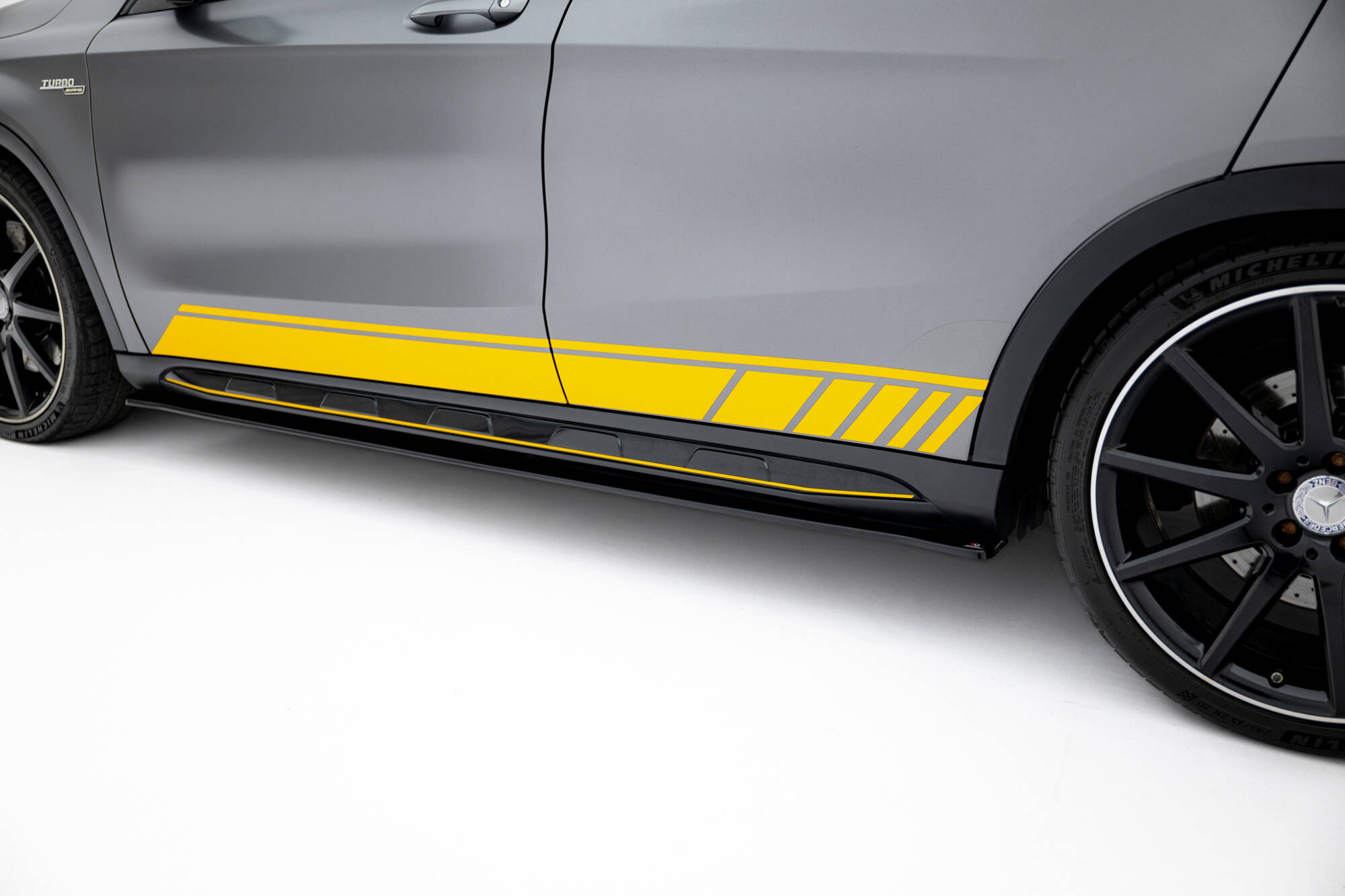 pol_po_Side-Skirts-Diffusers-V-1-Mercedes-Benz-GLA-45-AMG-7088_4 pol_po_Side-Skirts-Diffusers-V-1-Mercedes-Benz-GLA-45-AMG-7088_4