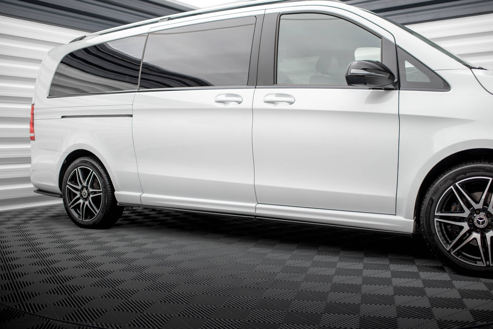 pol_po_Side-Skirts-Diffusers-V-1-Mercedes-Benz-V-Class-Extra-Long-AMG-Line-W447-18788_1 pol_po_Side-Skirts-Diffusers-V-1-Mercedes-Benz-V-Class-Extra-Long-AMG-Line-W447-18788_1