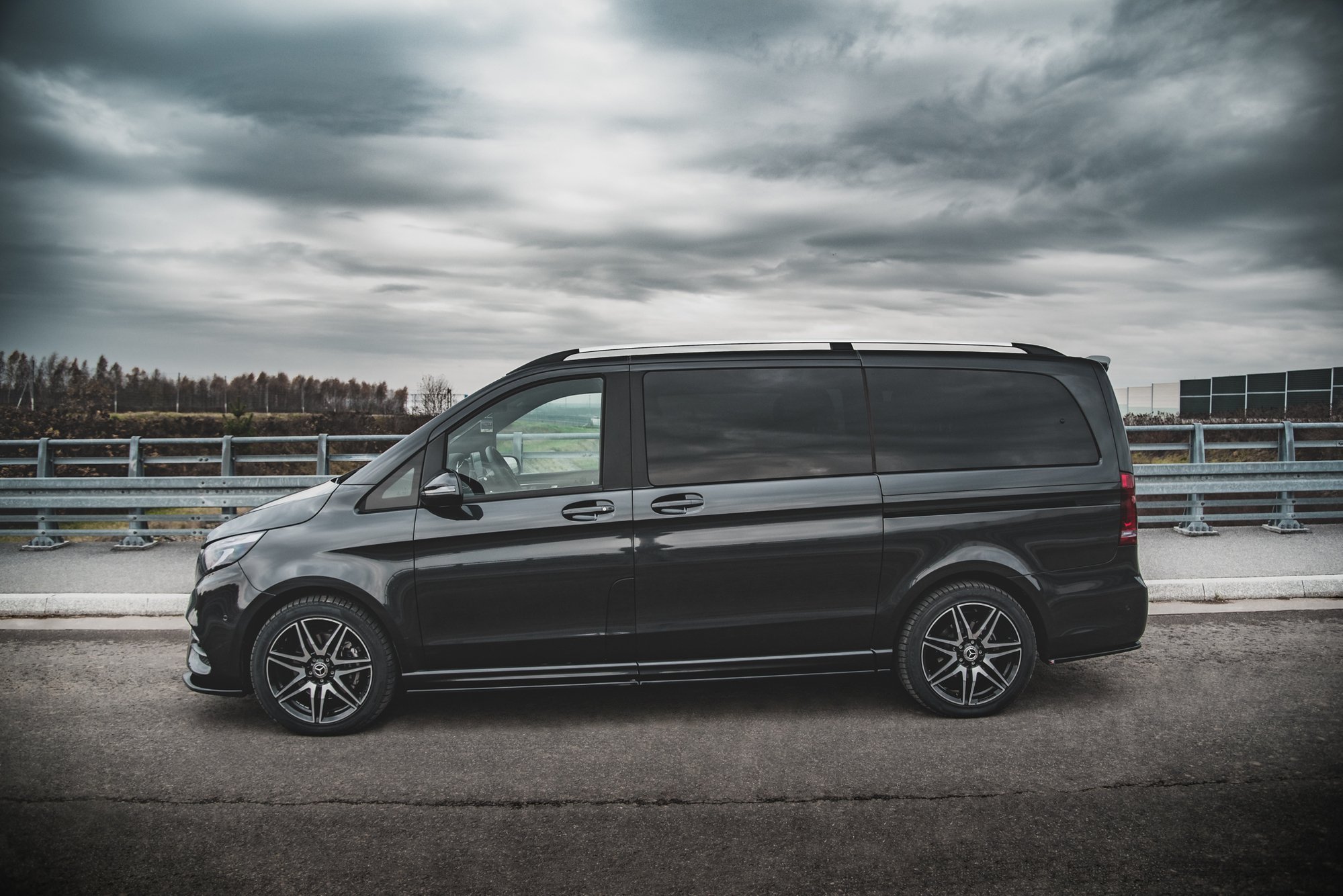 pol_po_Side-Skirts-Diffusers-V-1-Mercedes-Benz-V-Class-Long-AMG-Line-W447-11260_4 pol_po_Side-Skirts-Diffusers-V-1-Mercedes-Benz-V-Class-Long-AMG-Line-W447-11260_4