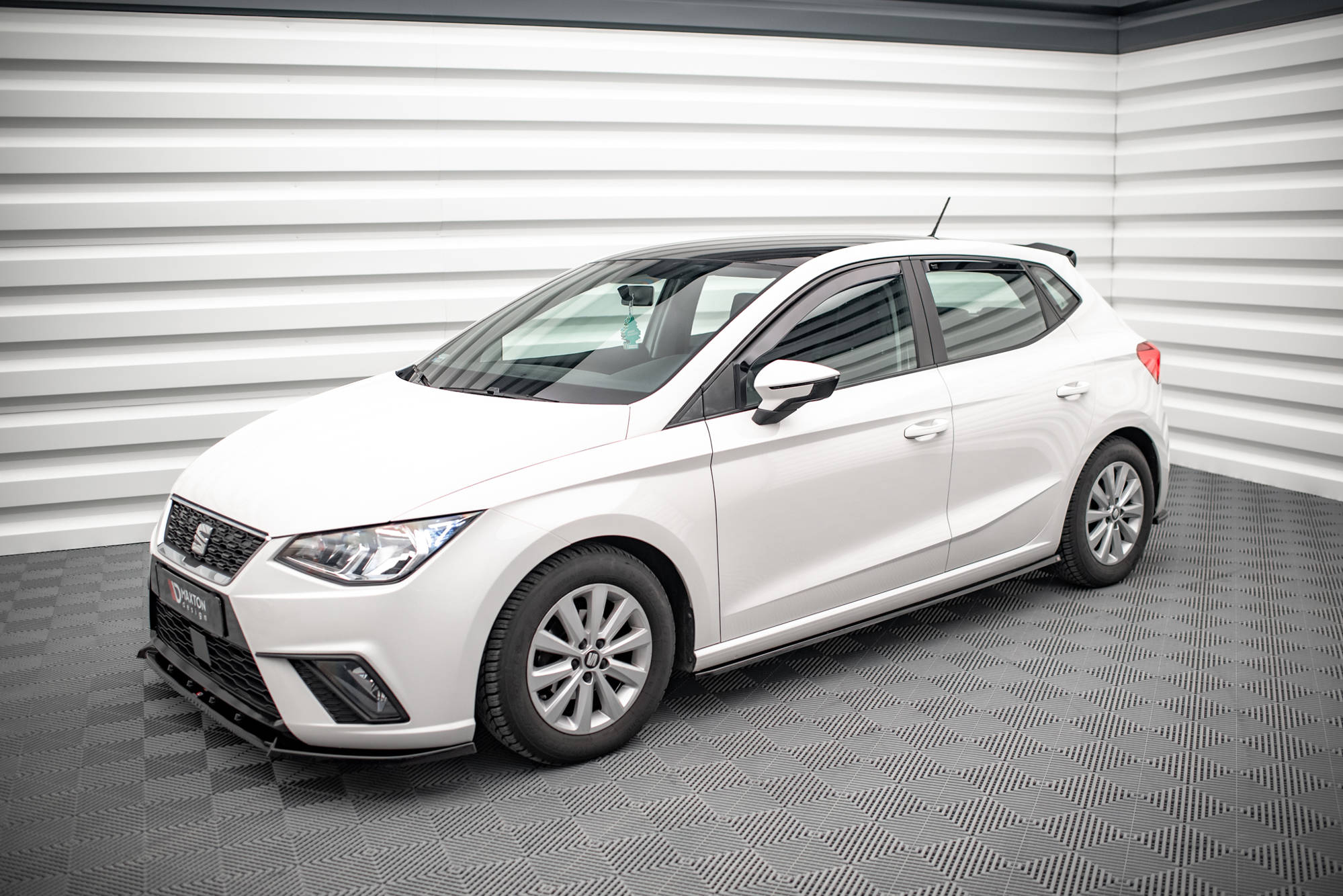 pol_po_Side-Skirts-Diffusers-V-1-Seat-Ibiza-FR-Standard-Mk5-15925_6 pol_po_Side-Skirts-Diffusers-V-1-Seat-Ibiza-FR-Standard-Mk5-15925_6
