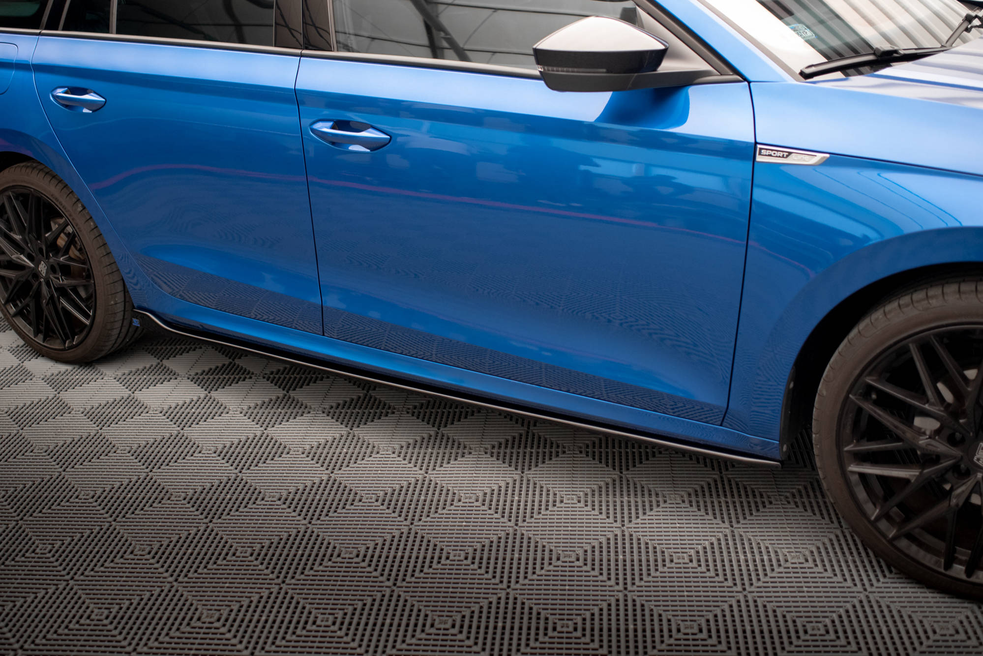 pol_po_Side-Skirts-Diffusers-V-1-Skoda-Octavia-Mk4-10544_3 pol_po_Side-Skirts-Diffusers-V-1-Skoda-Octavia-Mk4-10544_3