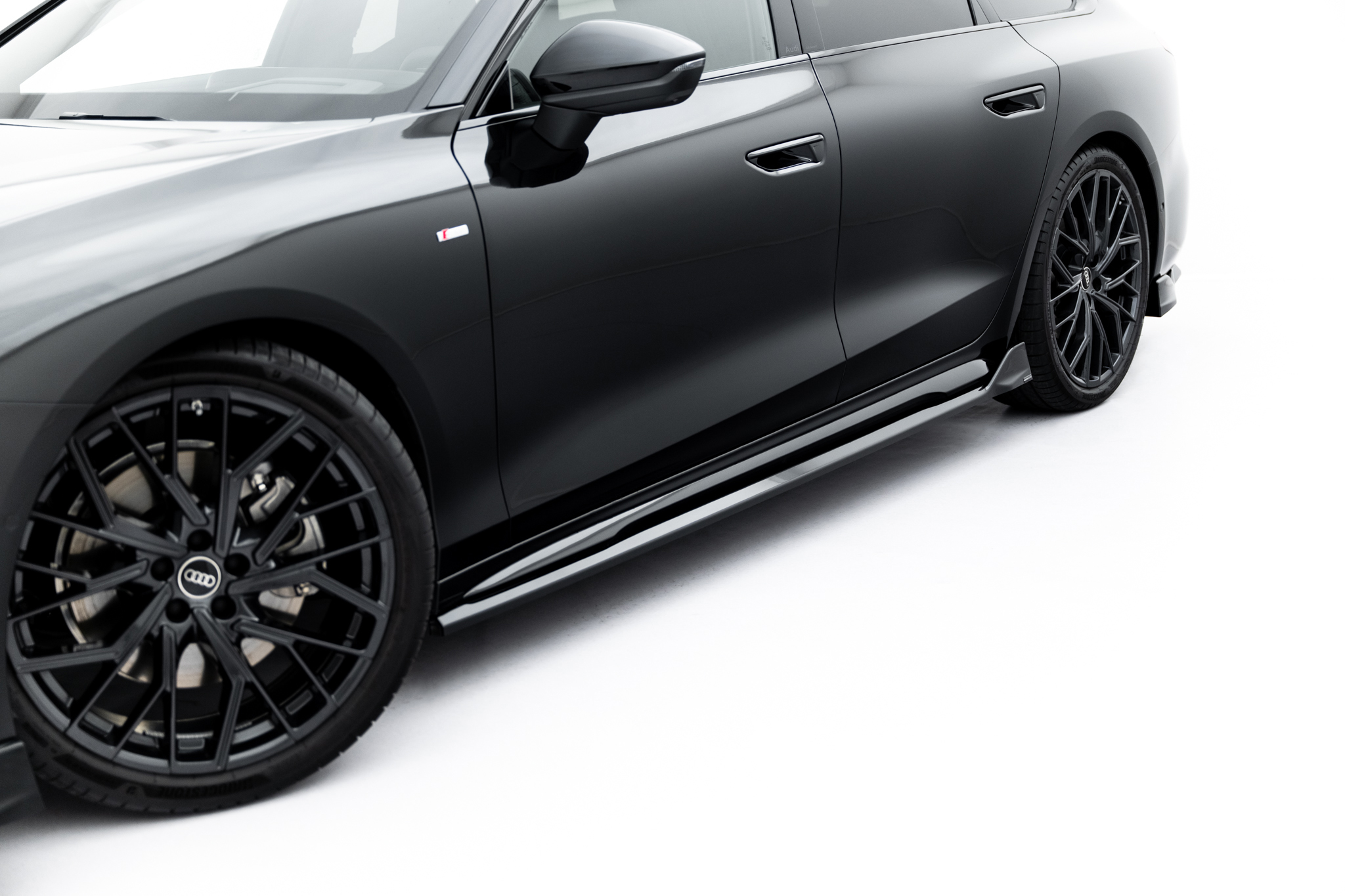 pol_po_Side-Skirts-Diffusers-V-2-Audi-A6-S-Line-C9-23379_8 pol_po_Side-Skirts-Diffusers-V-2-Audi-A6-S-Line-C9-23379_8