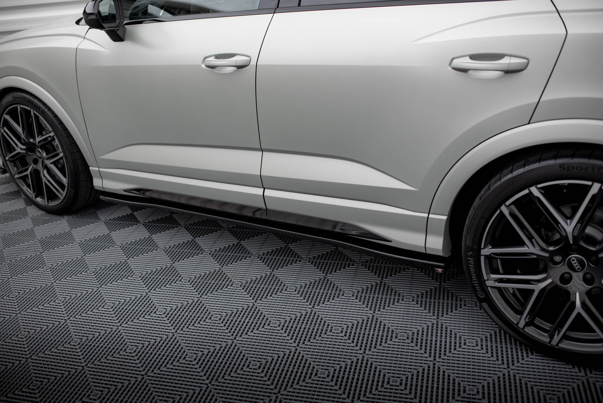 pol_po_Side-Skirts-Diffusers-V-2-Audi-Q3-S-Line-RSQ3-Sportback-SUV-F3-10838_1 pol_po_Side-Skirts-Diffusers-V-2-Audi-Q3-S-Line-RSQ3-Sportback-SUV-F3-10838_1