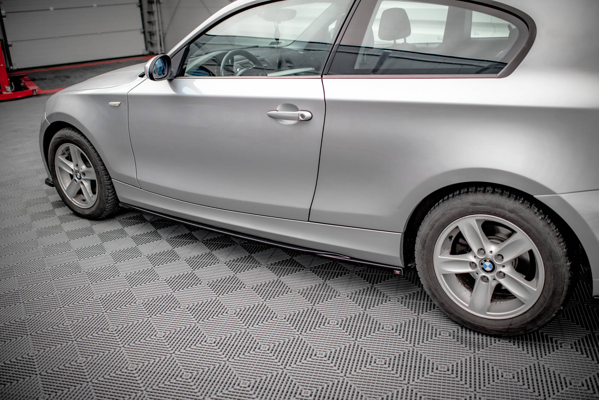 pol_po_Side-Skirts-Diffusers-V-2-BMW-1-E81-Facelift-19202_4 pol_po_Side-Skirts-Diffusers-V-2-BMW-1-E81-Facelift-19202_4