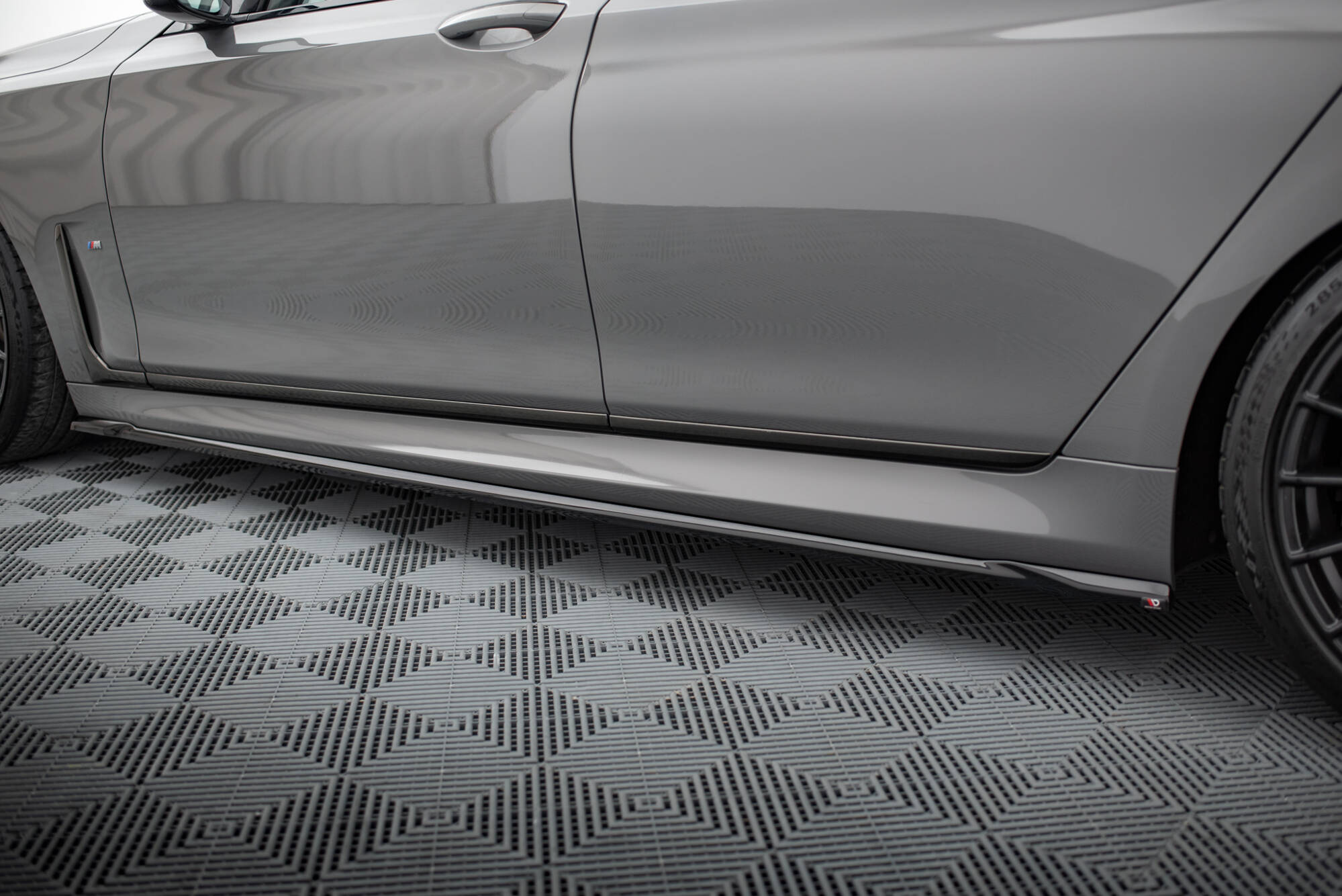 pol_po_Side-Skirts-Diffusers-V-2-BMW-7-M-Pack-G11-21039_4 pol_po_Side-Skirts-Diffusers-V-2-BMW-7-M-Pack-G11-21039_4