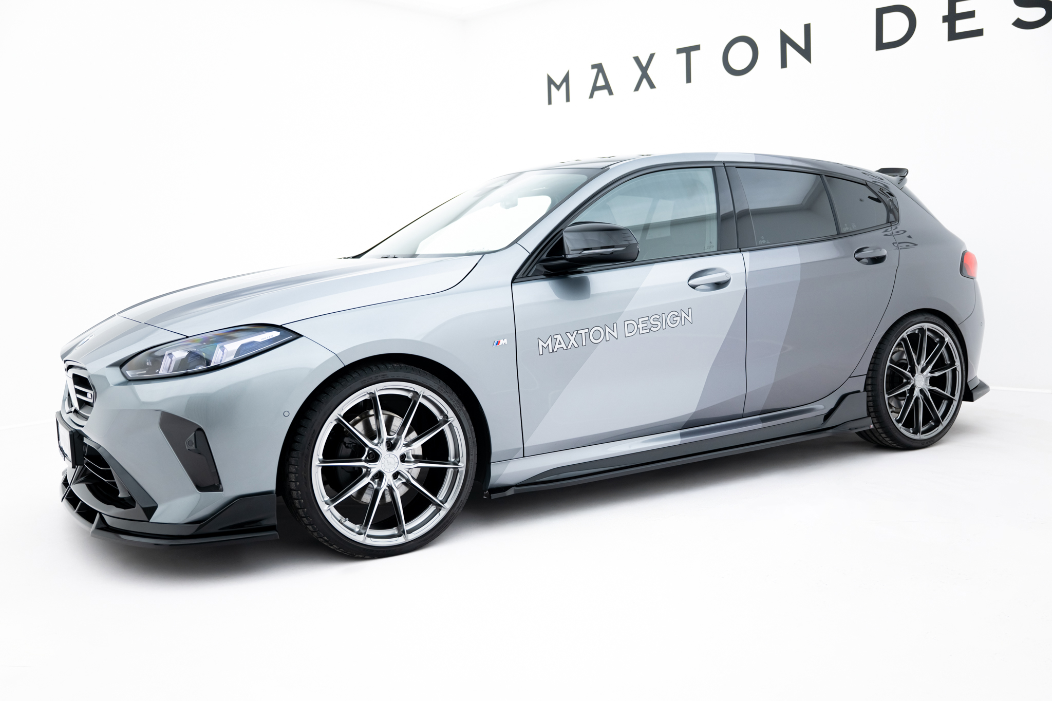 pol_po_Side-Skirts-Diffusers-V-2-BMW-M135i-M-Performance-F70-22828_1 pol_po_Side-Skirts-Diffusers-V-2-BMW-M135i-M-Performance-F70-22828_1
