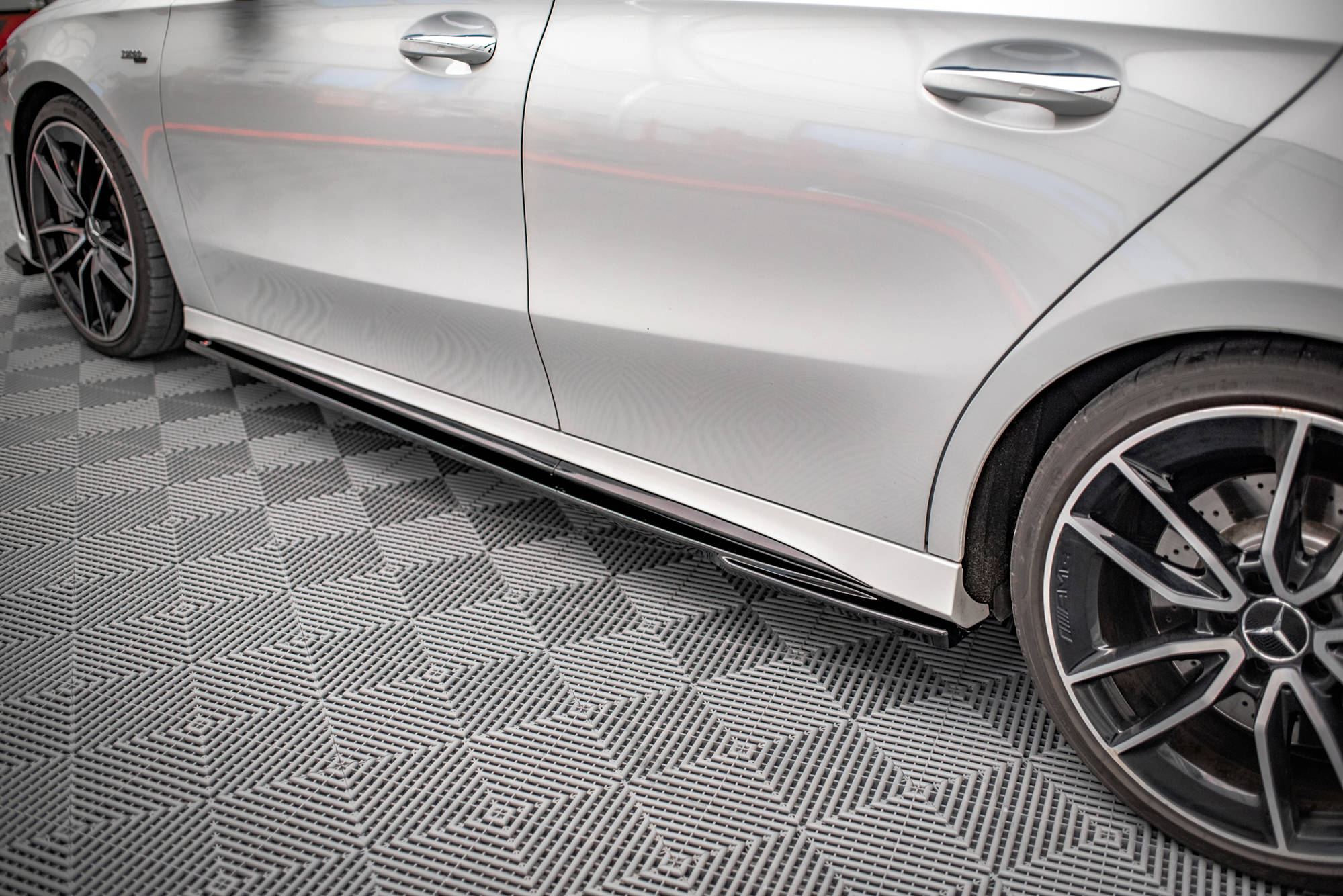 pol_po_Side-Skirts-Diffusers-V-2-Mercedes-A35-AMG-AMG-Line-W177-14359_4 pol_po_Side-Skirts-Diffusers-V-2-Mercedes-A35-AMG-AMG-Line-W177-14359_4