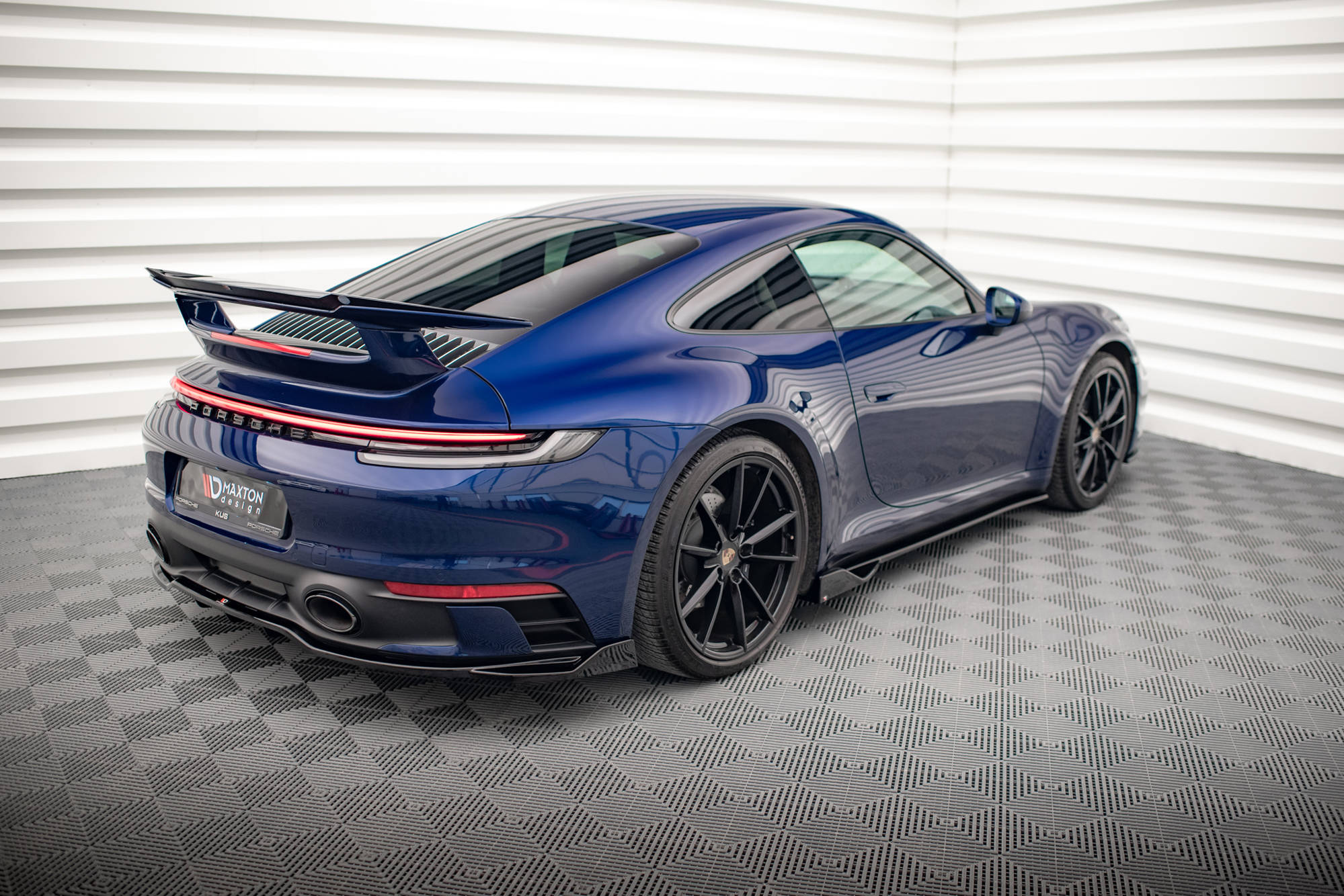 pol_po_Side-Skirts-Diffusers-V-2-Porsche-911-Carrera-Aero-Carrera-GTS-992-17199_6 pol_po_Side-Skirts-Diffusers-V-2-Porsche-911-Carrera-Aero-Carrera-GTS-992-17199_6