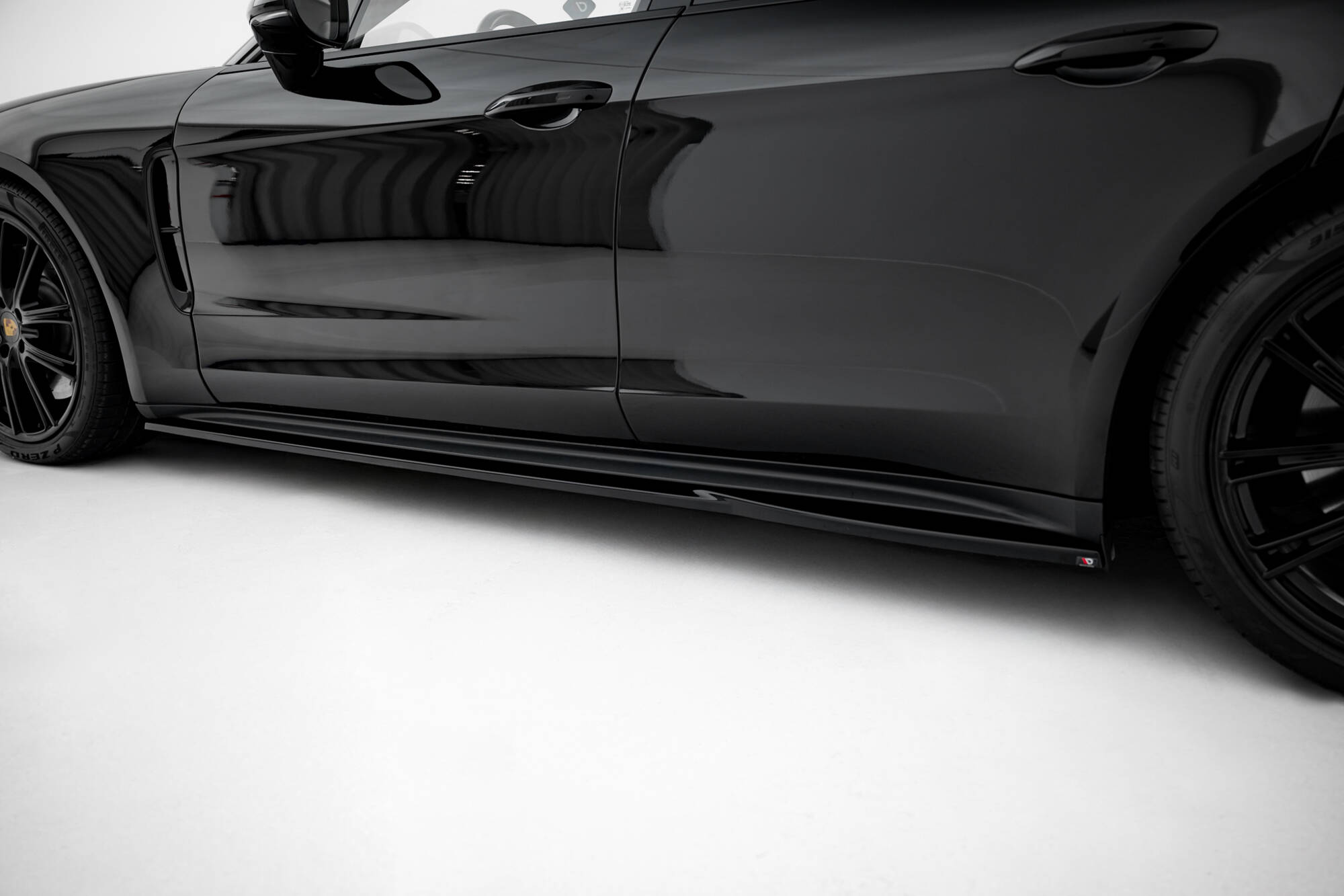 pol_po_Side-Skirts-Diffusers-V-2-Porsche-Panamera-Turbo-S-E-Hybrid-Panamera-E-Hybrid-Panamera-4S-971-21909_4 pol_po_Side-Skirts-Diffusers-V-2-Porsche-Panamera-Turbo-S-E-Hybrid-Panamera-E-Hybrid-Panamera-4S-971-21909_4