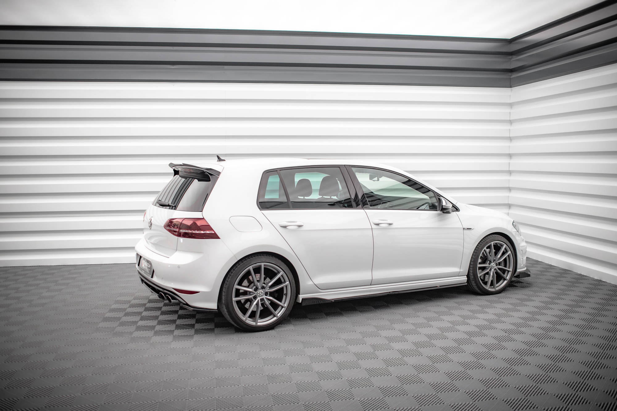 pol_po_Side-Skirts-Diffusers-V-2-Volkswagen-Golf-R-R-Line-Mk7-14310_4 pol_po_Side-Skirts-Diffusers-V-2-Volkswagen-Golf-R-R-Line-Mk7-14310_4
