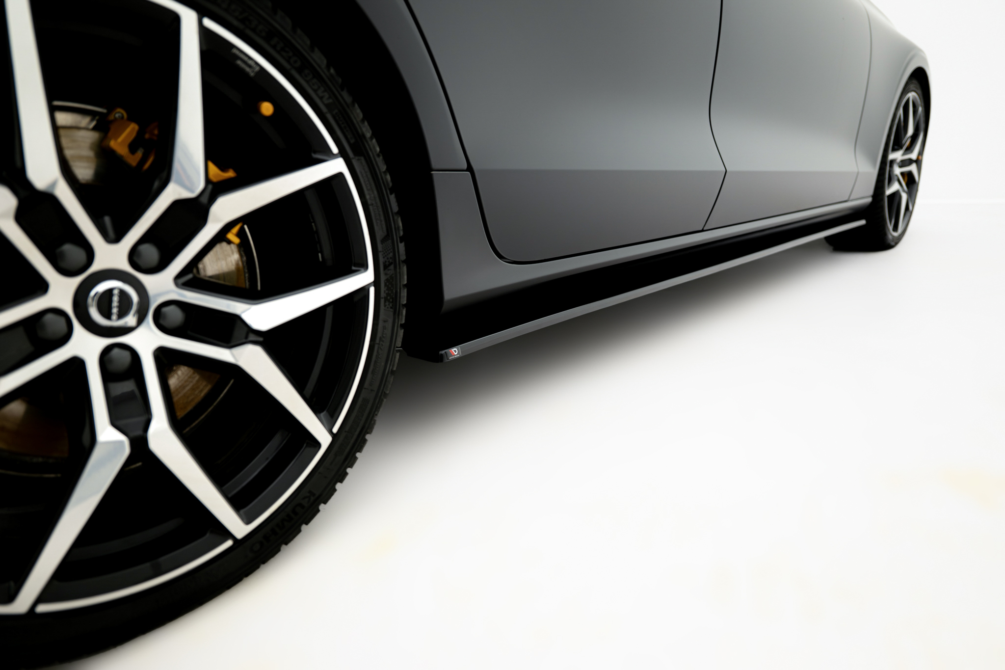 pol_po_Side-Skirts-Diffusers-V-2-Volvo-S60-V60-R-Design-Mk3-11193_5 pol_po_Side-Skirts-Diffusers-V-2-Volvo-S60-V60-R-Design-Mk3-11193_5