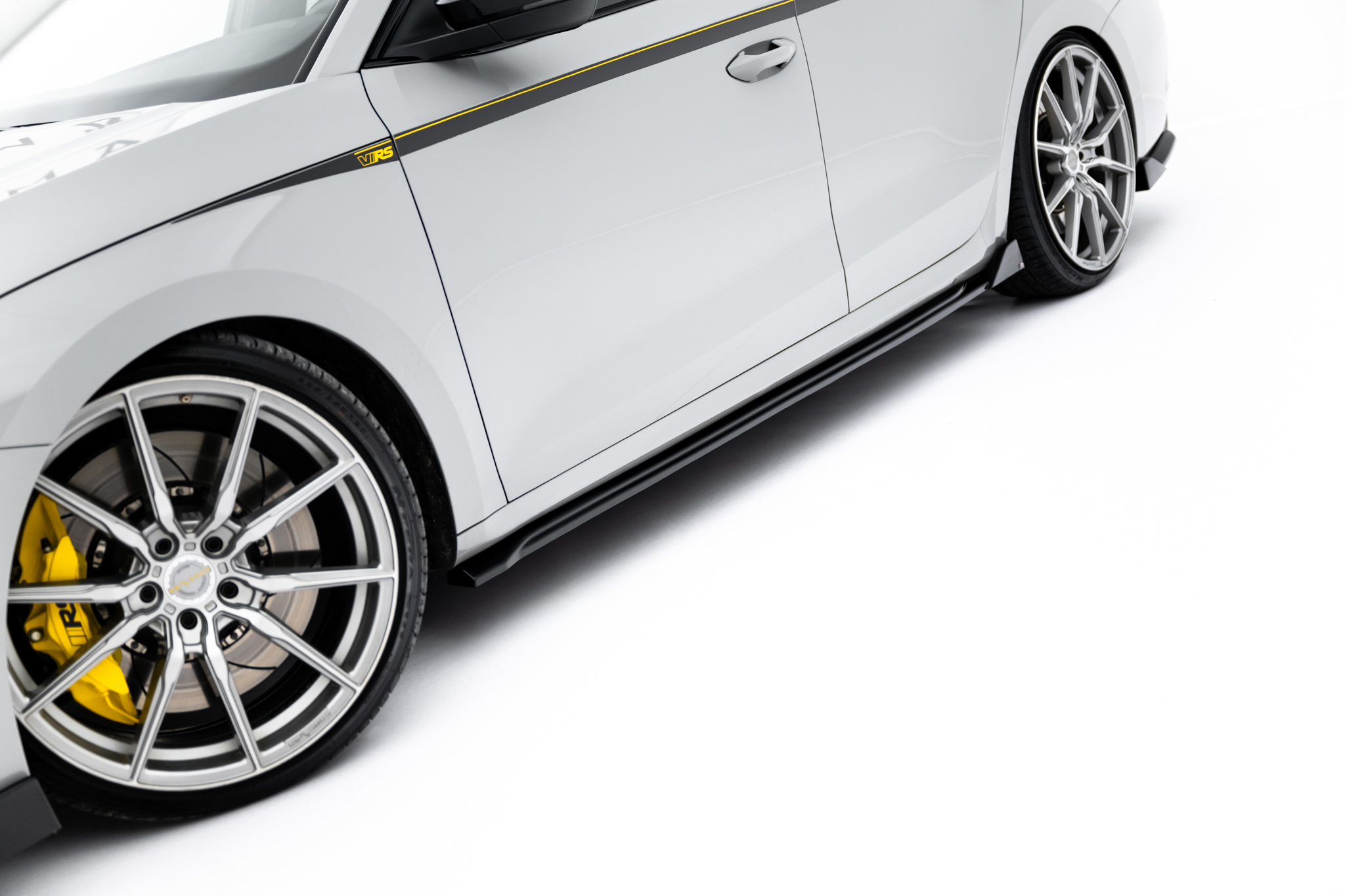 pol_po_Side-Skirts-Diffusers-V-4-Skoda-Octavia-RS-Liftback-Combi-Mk4-22964_5 pol_po_Side-Skirts-Diffusers-V-4-Skoda-Octavia-RS-Liftback-Combi-Mk4-22964_5
