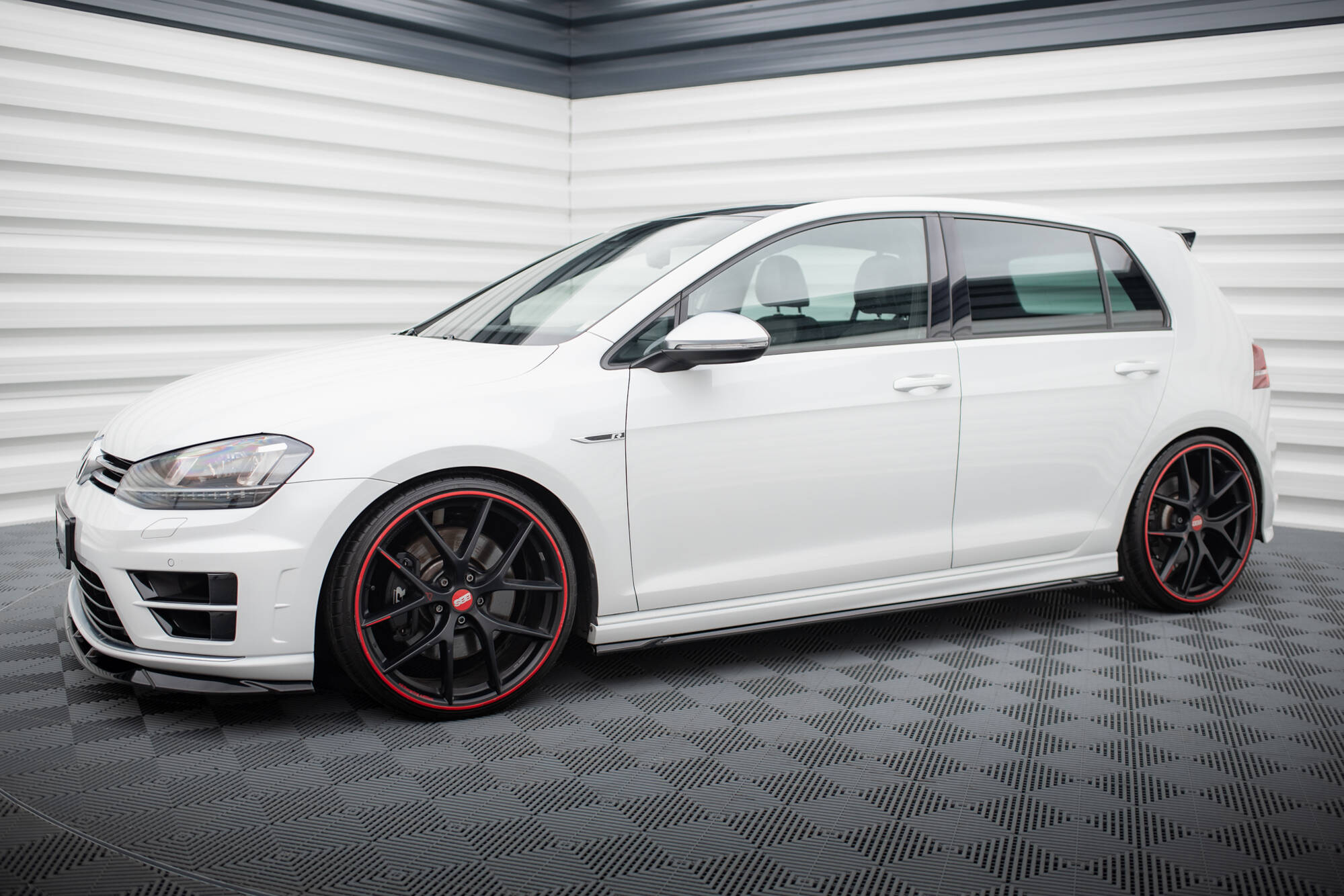 pol_po_Side-Skirts-Diffusers-V-4-Volkswagen-Golf-R-R-Line-Mk7-20985_2 pol_po_Side-Skirts-Diffusers-V-4-Volkswagen-Golf-R-R-Line-Mk7-20985_2