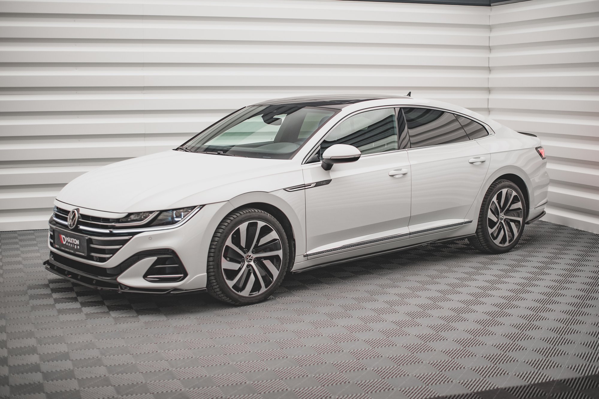 pol_po_Side-Skirts-Diffusers-Volkswagen-Arteon-R-R-Line-Sedan-Shooting-Brake-Mk1-Facelift-13533_4 pol_po_Side-Skirts-Diffusers-Volkswagen-Arteon-R-R-Line-Sedan-Shooting-Brake-Mk1-Facelift-13533_4