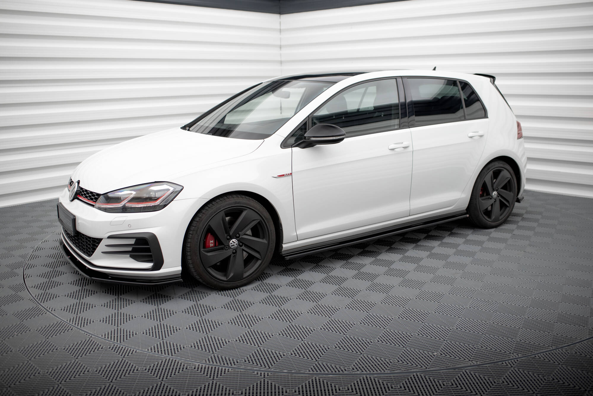 pol_po_Side-Skirts-Diffusers-Volkswagen-Golf-GTI-Mk7-Mk7-Facelift-wide-338_2 pol_po_Side-Skirts-Diffusers-Volkswagen-Golf-GTI-Mk7-Mk7-Facelift-wide-338_2