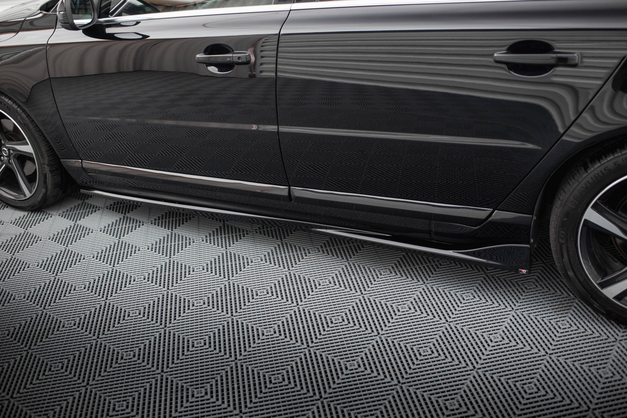 pol_po_Side-Skirts-Diffusers-Volvo-S80-Mk2-19608_6 pol_po_Side-Skirts-Diffusers-Volvo-S80-Mk2-19608_6