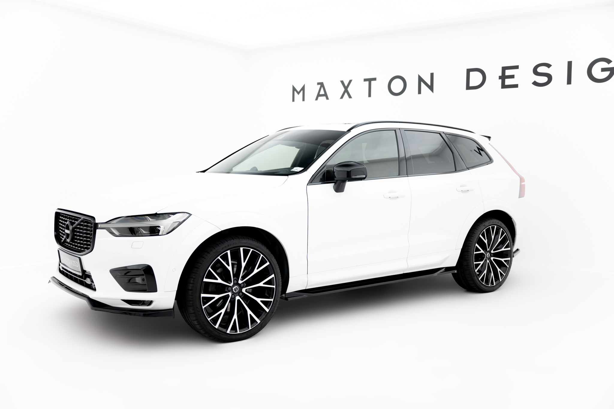 pol_po_Side-Skirts-Diffusers-Volvo-XC60-Mk2-R-Design-11755_2 pol_po_Side-Skirts-Diffusers-Volvo-XC60-Mk2-R-Design-11755_2