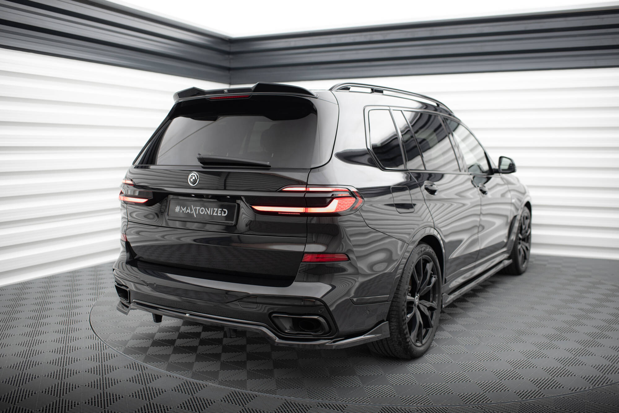 pol_po_Spoiler-Cap-3D-BMW-X7-M-Pack-G07-19129_6 pol_po_Spoiler-Cap-3D-BMW-X7-M-Pack-G07-19129_6