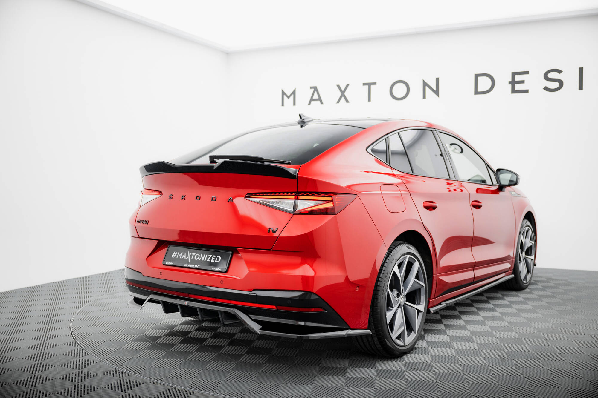 pol_po_Spoiler-Cap-3D-Skoda-Enyaq-Coupe-iV-RS-21089_3 pol_po_Spoiler-Cap-3D-Skoda-Enyaq-Coupe-iV-RS-21089_3