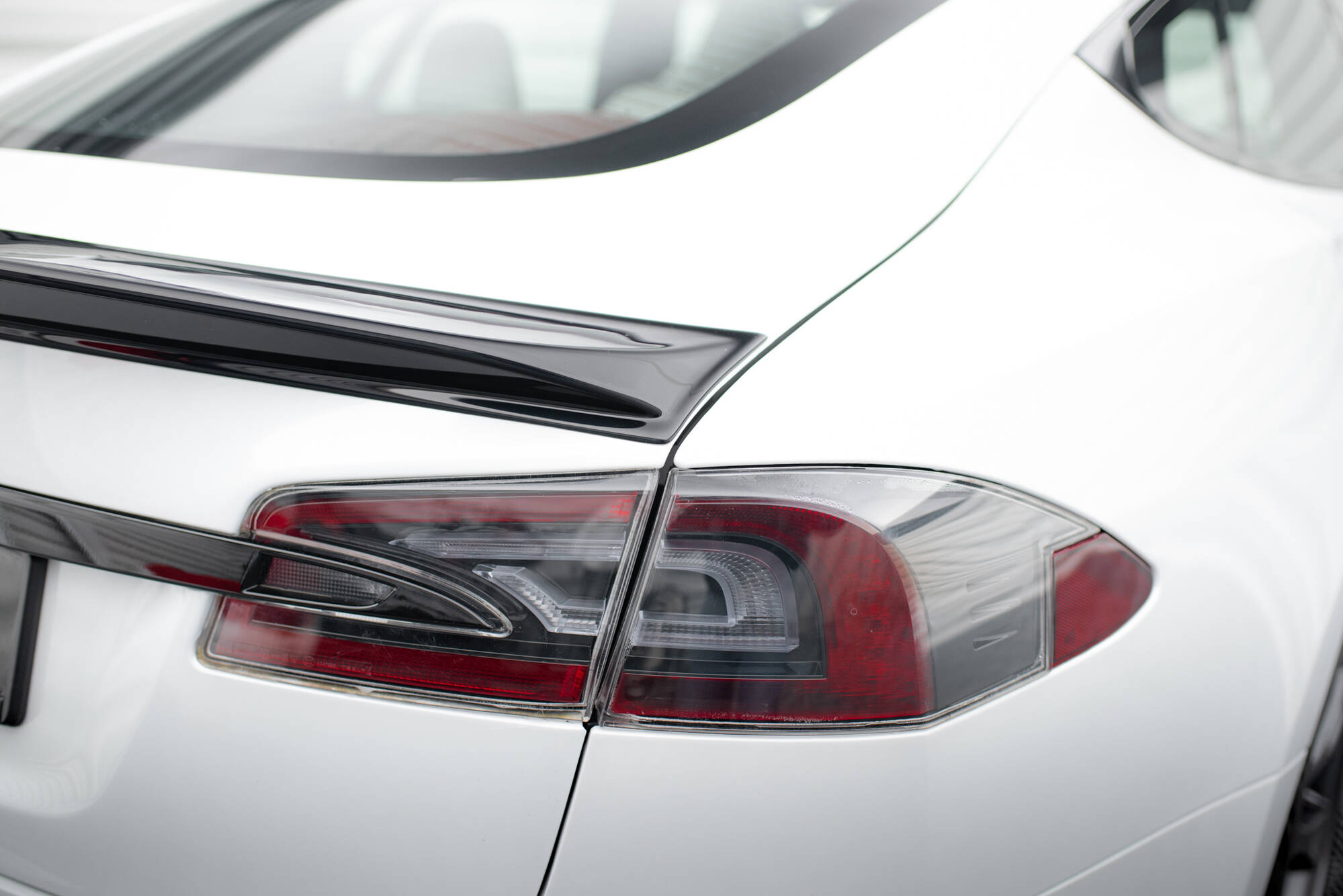 pol_po_Spoiler-Cap-3D-Tesla-Model-S-Plaid-Mk1-Facelift-20511_5 pol_po_Spoiler-Cap-3D-Tesla-Model-S-Plaid-Mk1-Facelift-20511_5