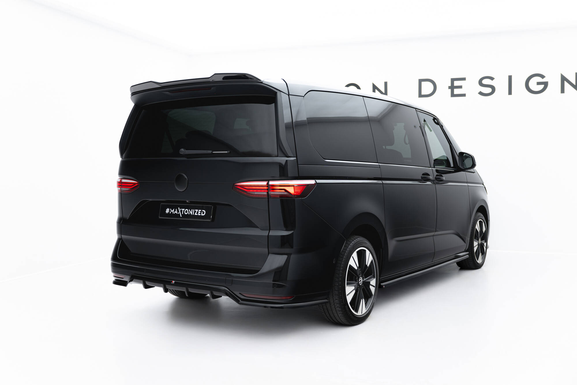 pol_po_Spoiler-Cap-3D-Volkswagen-Multivan-Long-T7-22545_5 pol_po_Spoiler-Cap-3D-Volkswagen-Multivan-Long-T7-22545_5