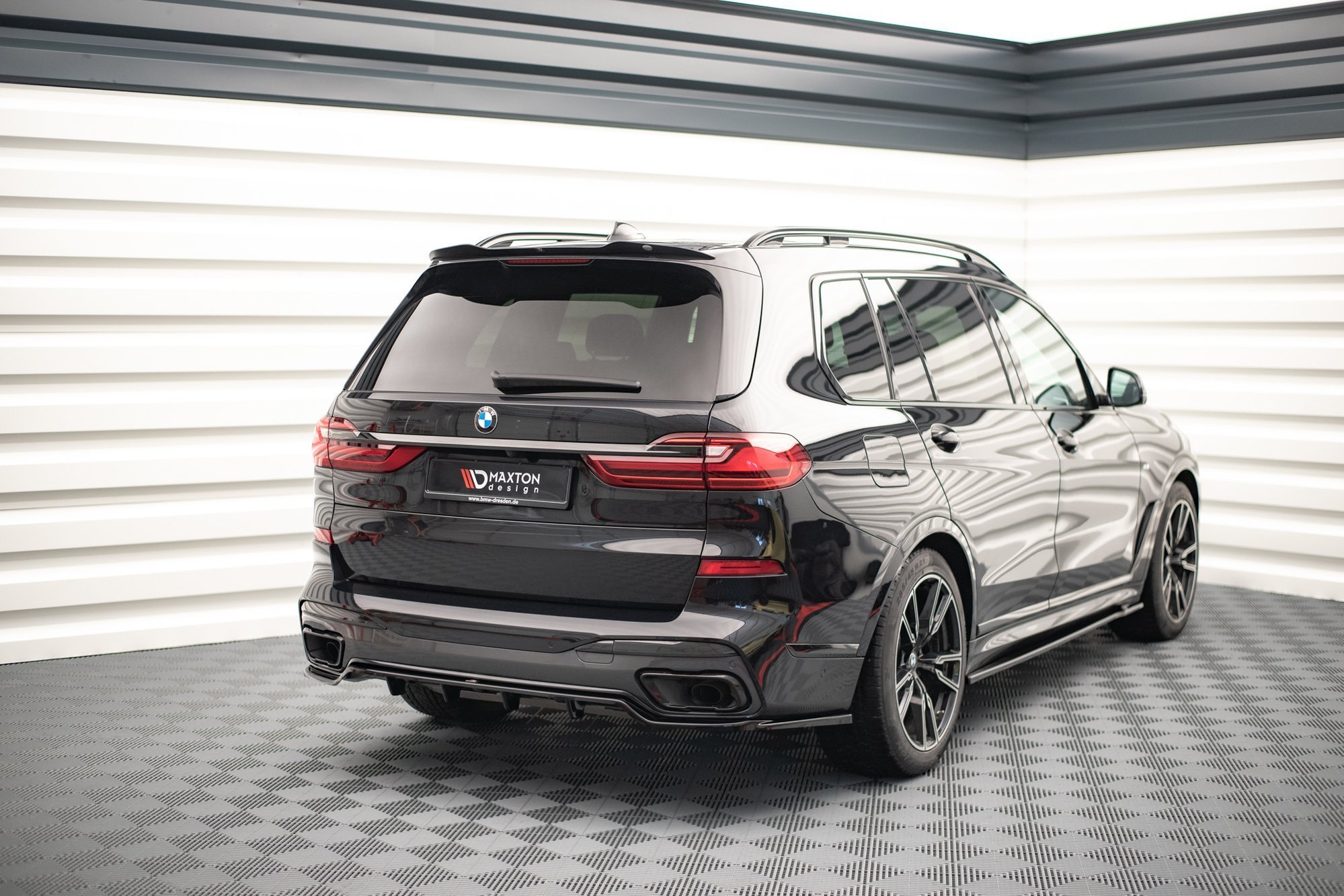 pol_po_Spoiler-Cap-BMW-X7-M-Pack-G07-12467_3 pol_po_Spoiler-Cap-BMW-X7-M-Pack-G07-12467_3