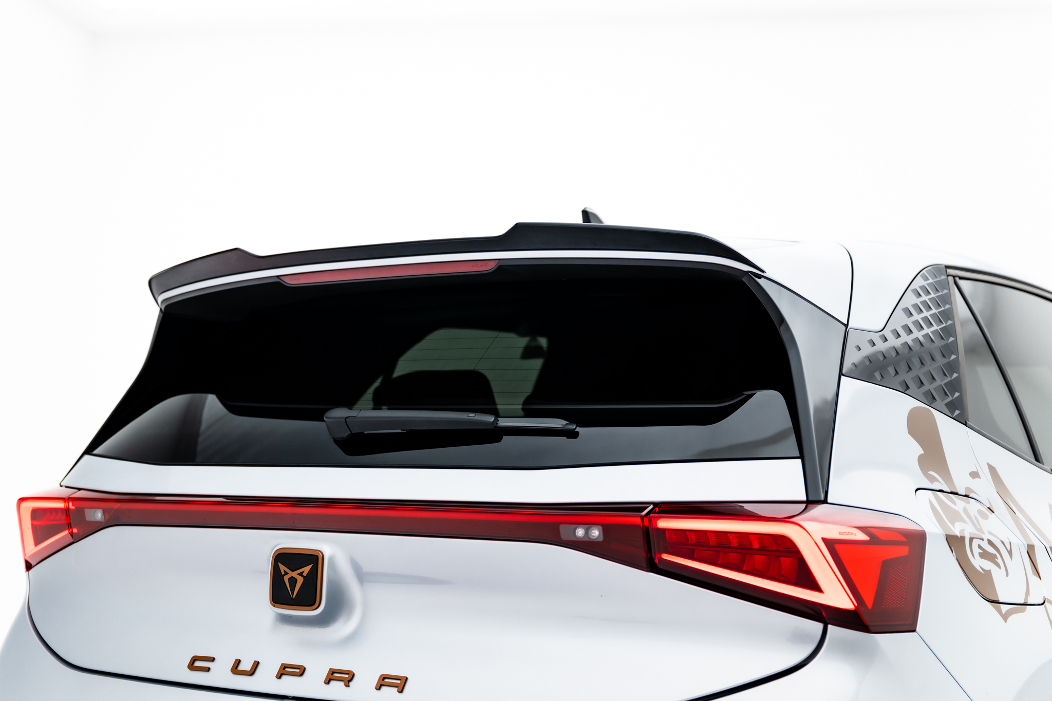 pol_po_Spoiler-Cap-Cupra-Born-Mk1-23561_5 pol_po_Spoiler-Cap-Cupra-Born-Mk1-23561_5
