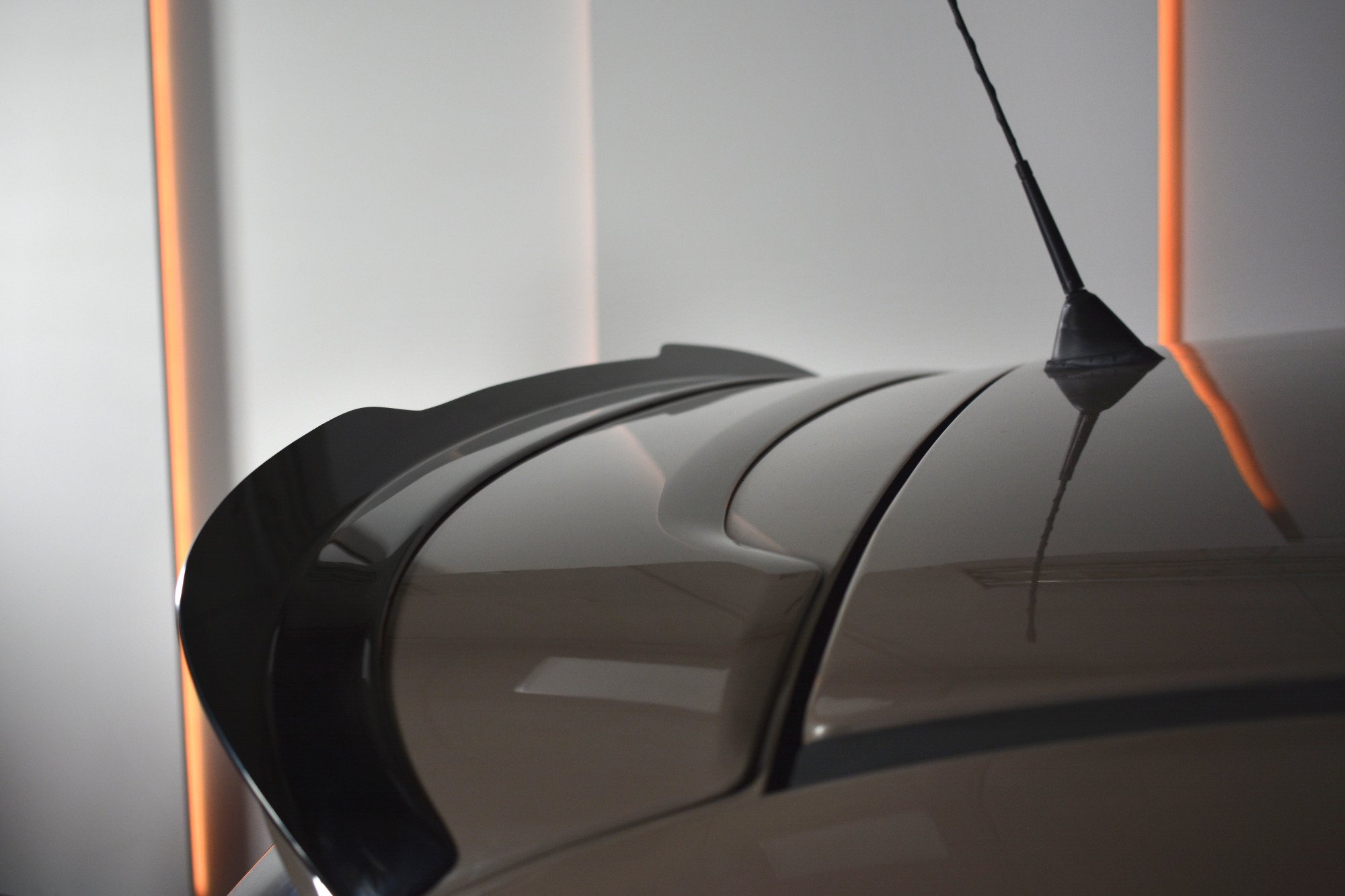 pol_po_Spoiler-Cap-FIAT-500-HATCHBACK-SPORT-PREFACE-7191_4 pol_po_Spoiler-Cap-FIAT-500-HATCHBACK-SPORT-PREFACE-7191_4