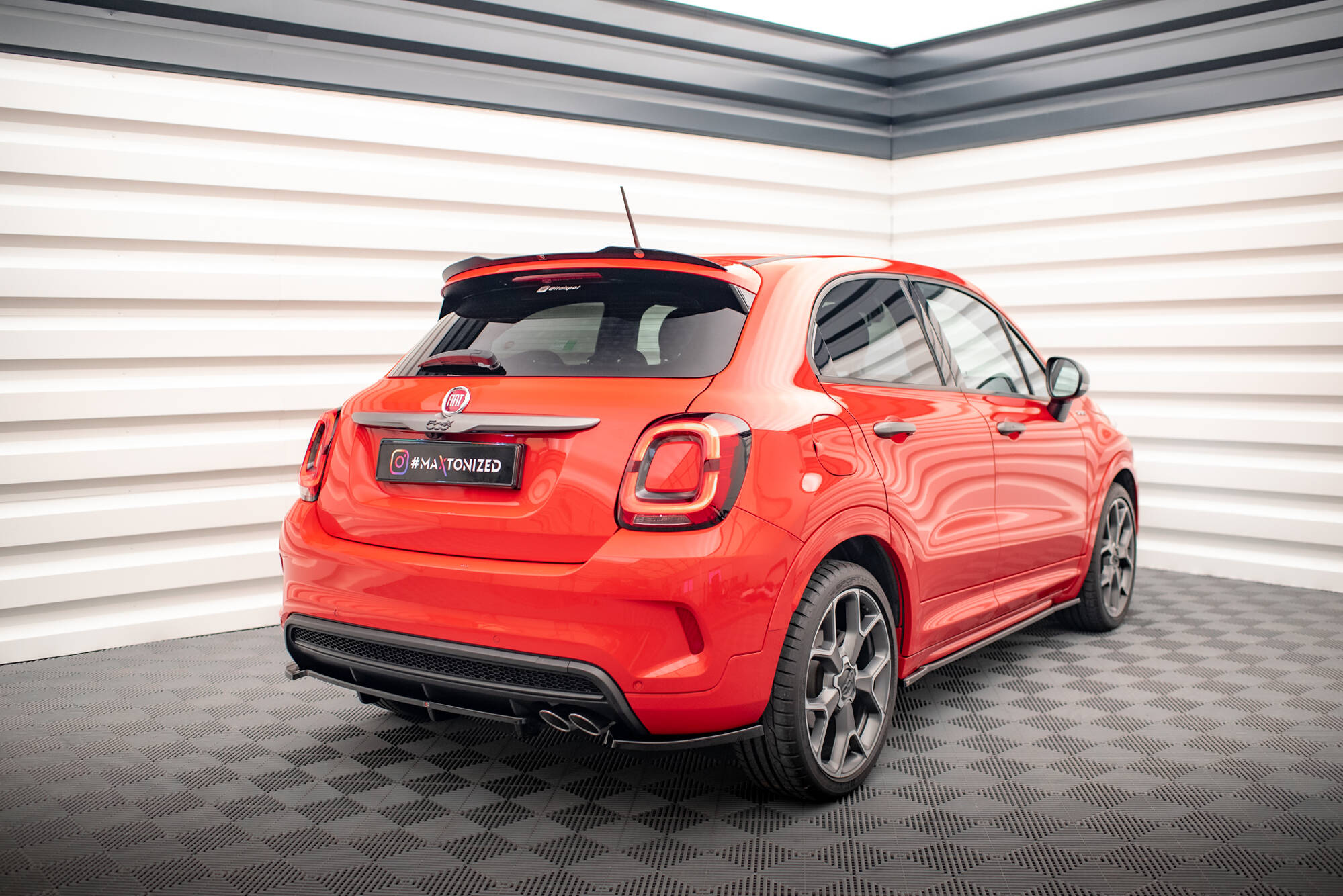pol_po_Spoiler-Cap-Fiat-500X-Sport-Mk1-Facelift-19300_2 pol_po_Spoiler-Cap-Fiat-500X-Sport-Mk1-Facelift-19300_2