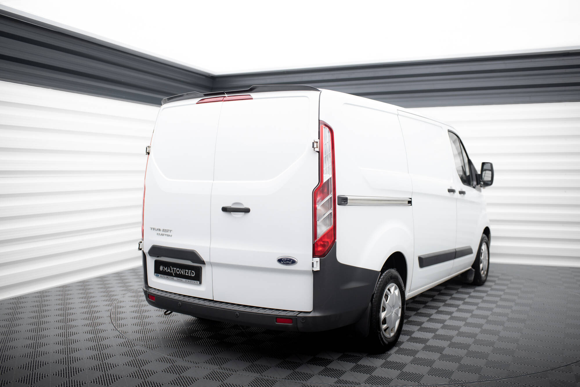 pol_po_Spoiler-Cap-Ford-Transit-Custom-Mk1-16488_10 pol_po_Spoiler-Cap-Ford-Transit-Custom-Mk1-16488_10