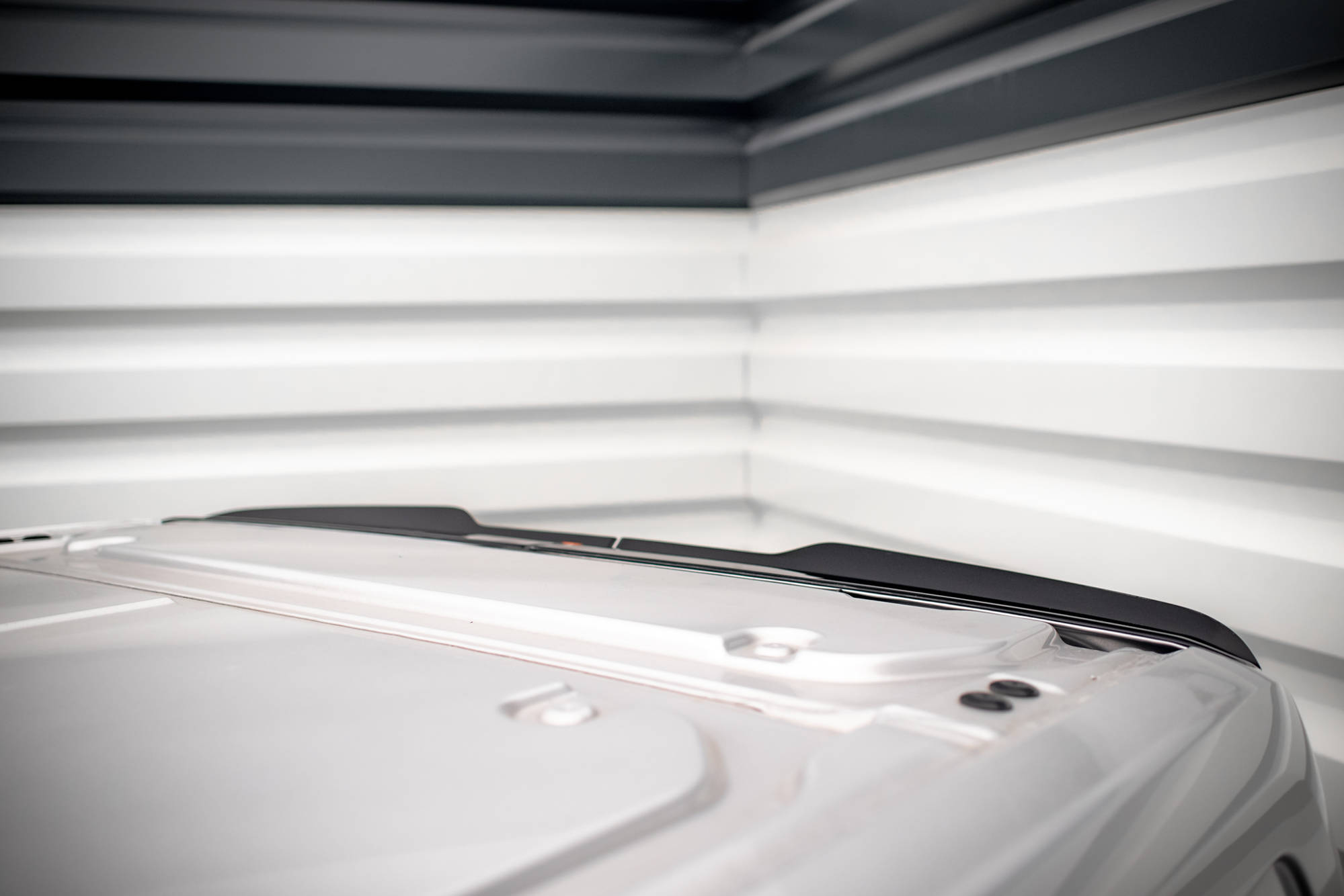 pol_po_Spoiler-Cap-Ford-Transit-Custom-Mk1-16488_5 pol_po_Spoiler-Cap-Ford-Transit-Custom-Mk1-16488_5