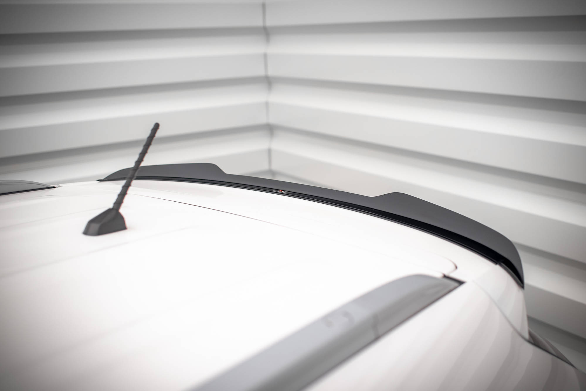 pol_po_Spoiler-Cap-Hyundai-ix35-Mk1-16617_8 pol_po_Spoiler-Cap-Hyundai-ix35-Mk1-16617_8