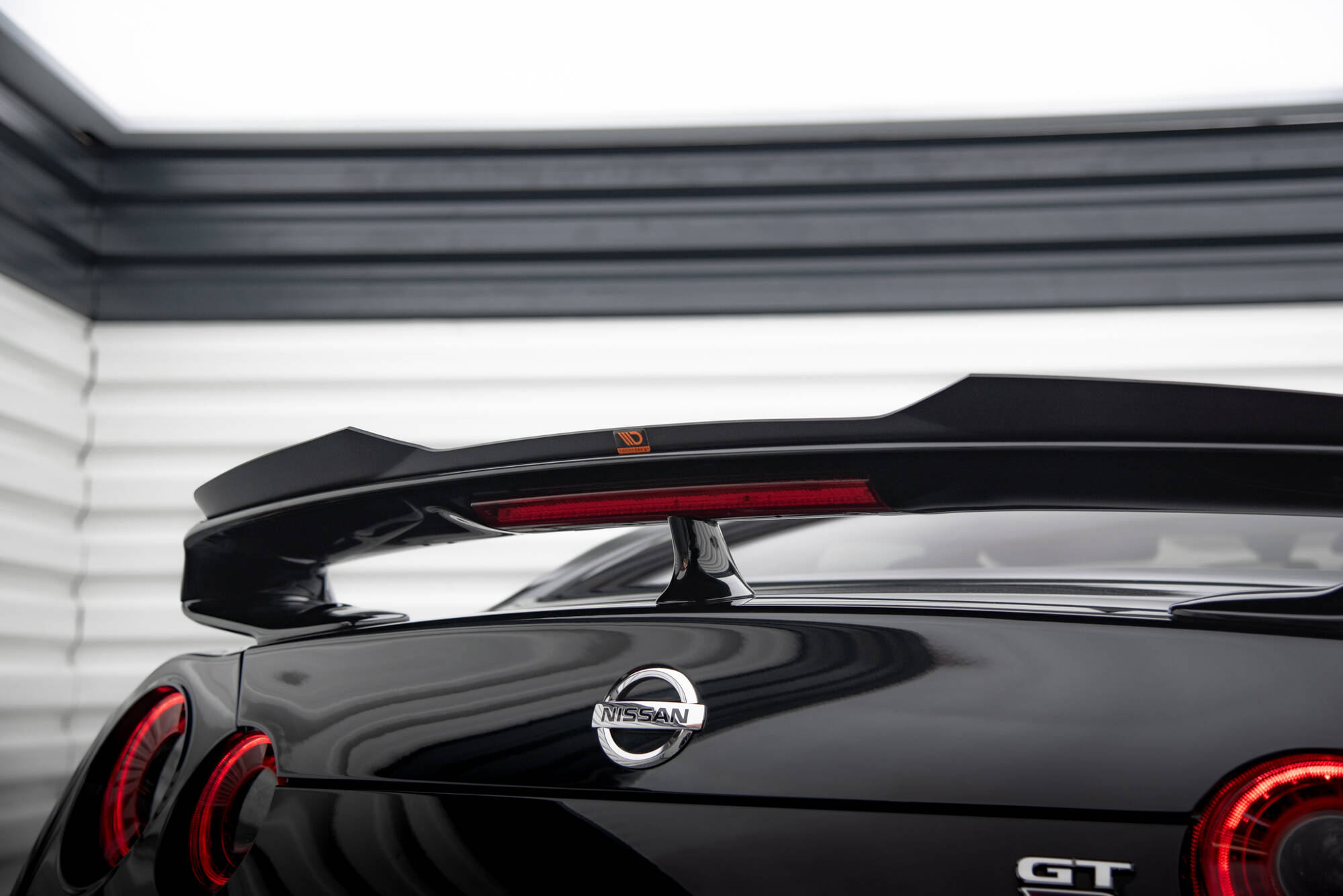 pol_po_Spoiler-Cap-Nissan-GTR-R35-Facelift-16878_10 pol_po_Spoiler-Cap-Nissan-GTR-R35-Facelift-16878_10