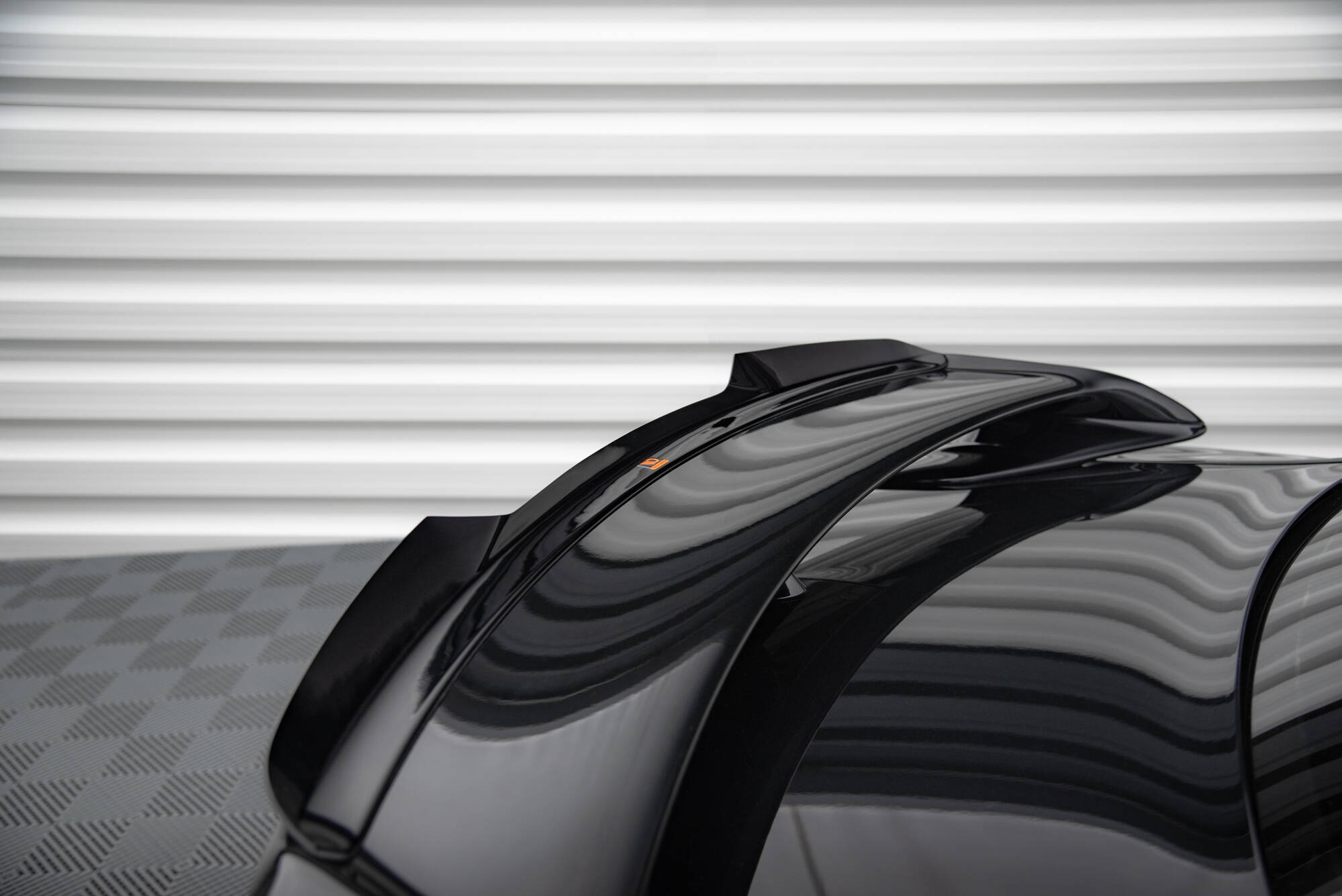 pol_po_Spoiler-Cap-Nissan-GTR-R35-Facelift-16878_11 pol_po_Spoiler-Cap-Nissan-GTR-R35-Facelift-16878_11