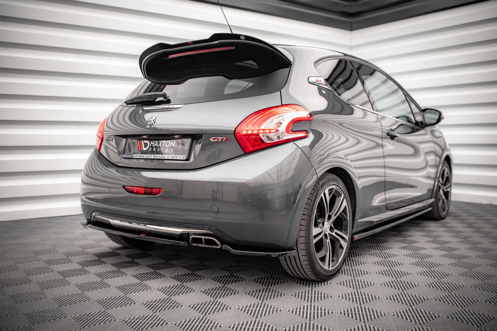 pol_po_Spoiler-Cap-Peugeot-208-GTi-Mk1-16133_6 pol_po_Spoiler-Cap-Peugeot-208-GTi-Mk1-16133_6