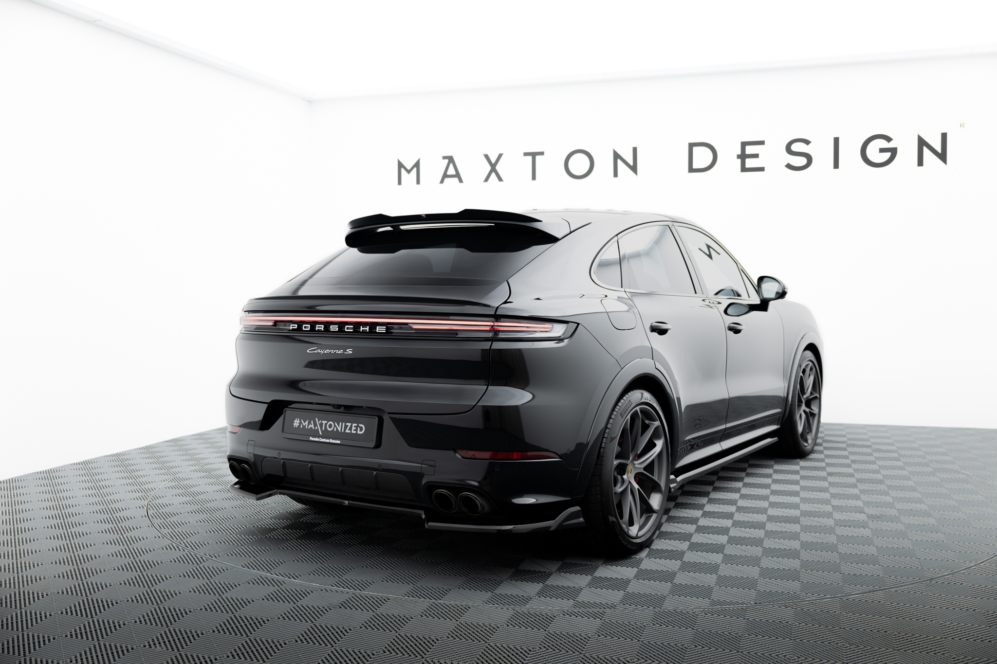 pol_po_Spoiler-Cap-Porsche-Cayenne-Coupe-Mk3-20171_2 pol_po_Spoiler-Cap-Porsche-Cayenne-Coupe-Mk3-20171_2