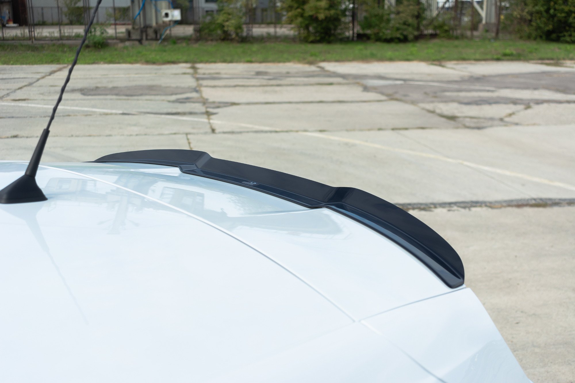 pol_po_Spoiler-Cap-Renault-Megane-IV-RS-8553_2 pol_po_Spoiler-Cap-Renault-Megane-IV-RS-8553_2