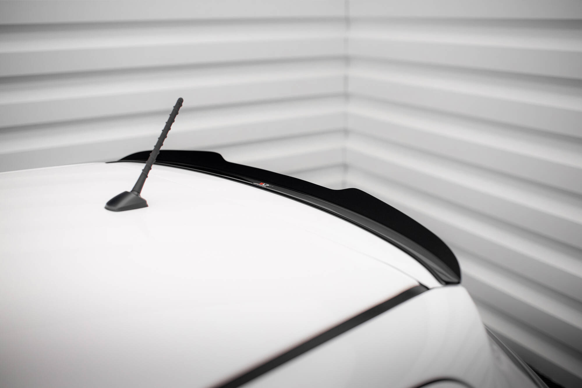 pol_po_Spoiler-Cap-Toyota-Yaris-Mk3-Facelift-20267_4 pol_po_Spoiler-Cap-Toyota-Yaris-Mk3-Facelift-20267_4