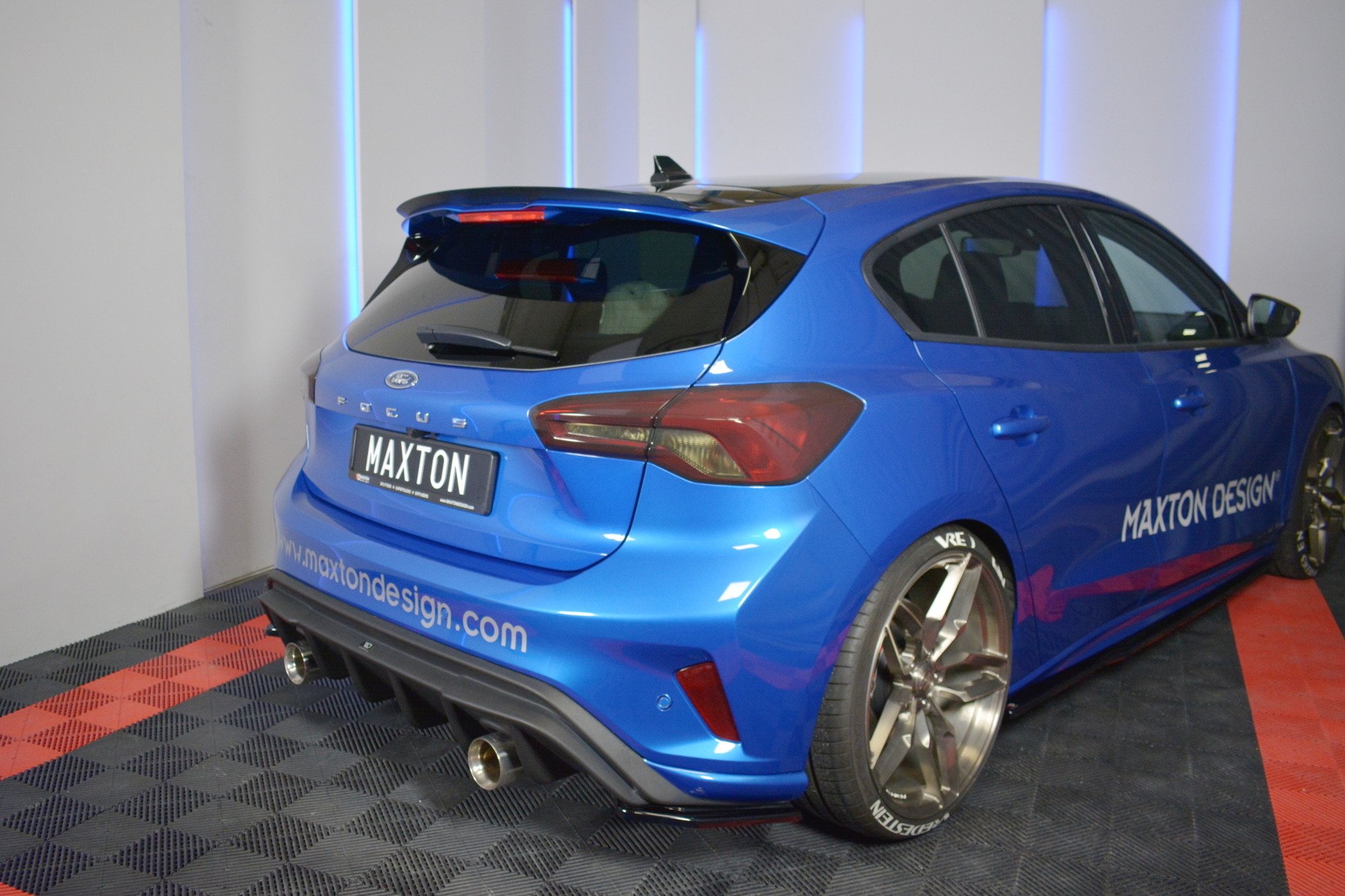 pol_po_Spoiler-Cap-V-2-Ford-Focus-Hatchback-ST-Line-Mk4-7929_4 pol_po_Spoiler-Cap-V-2-Ford-Focus-Hatchback-ST-Line-Mk4-7929_4
