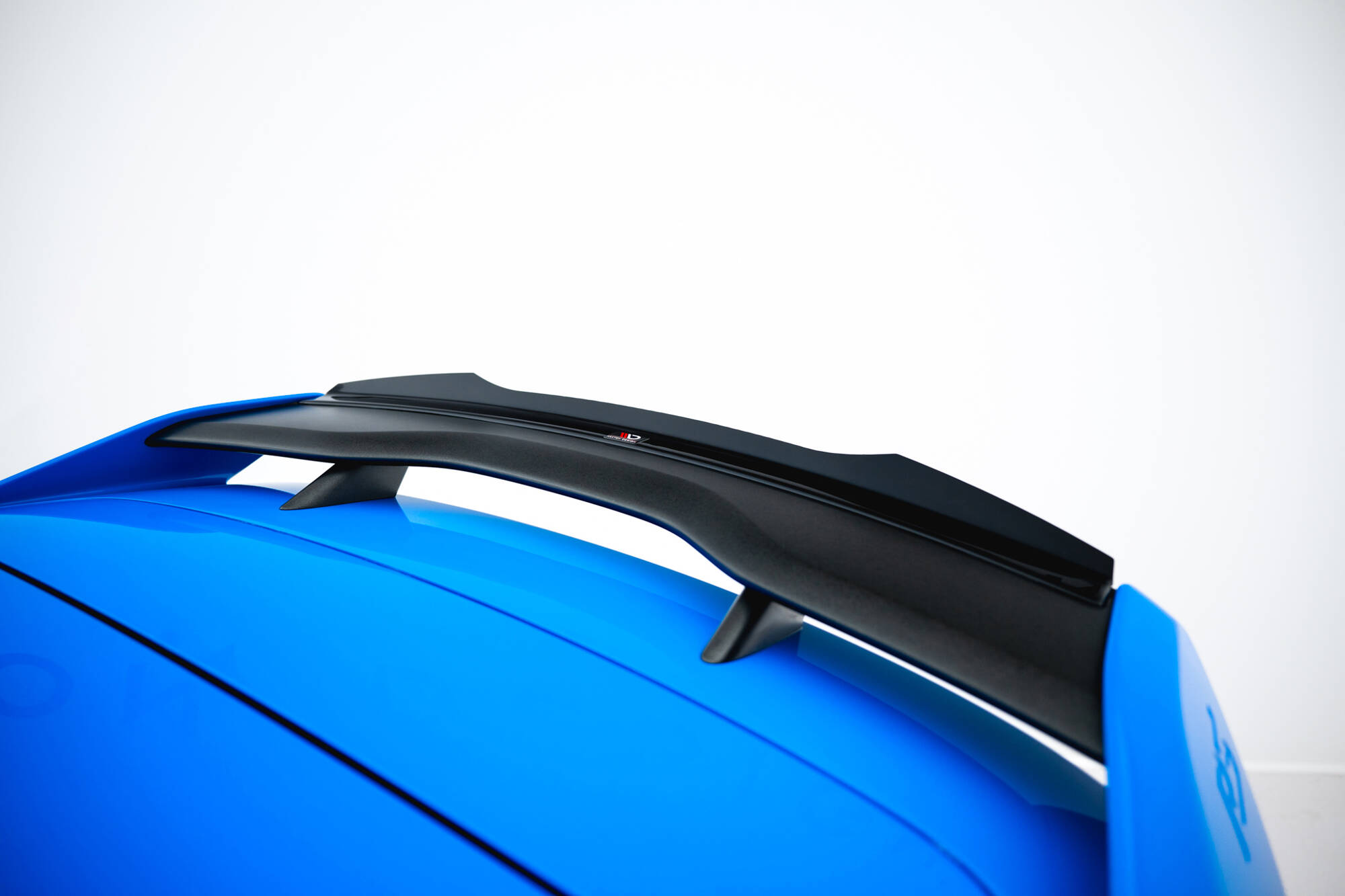 pol_po_Spoiler-Cap-V-2-Ford-Focus-RS-Mk3-5793_4 pol_po_Spoiler-Cap-V-2-Ford-Focus-RS-Mk3-5793_4
