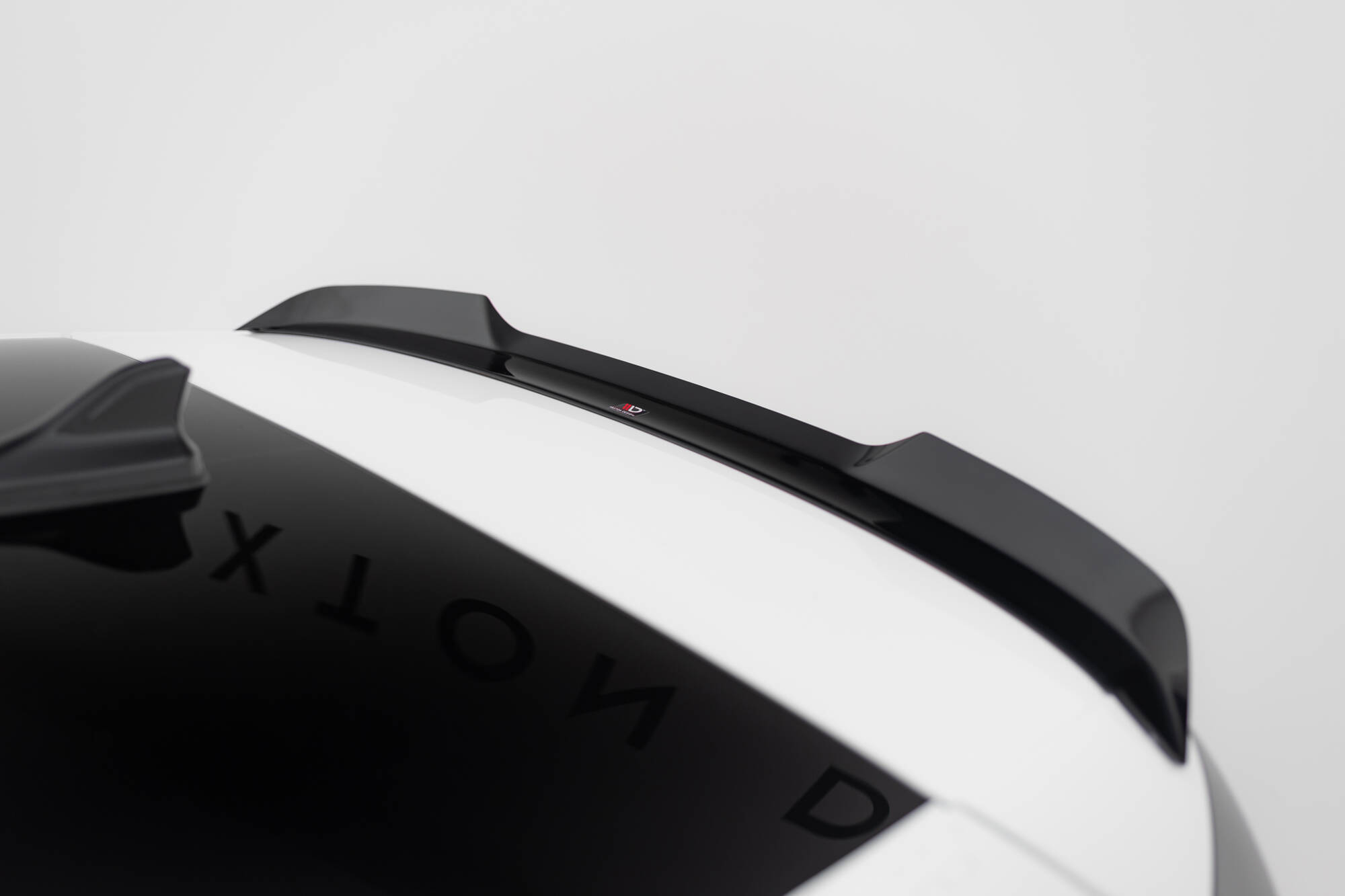 pol_po_Spoiler-Cap-V-2-Volkswagen-Golf-GTI-GTE-GTD-R-Line-R-Mk8-12193_3 pol_po_Spoiler-Cap-V-2-Volkswagen-Golf-GTI-GTE-GTD-R-Line-R-Mk8-12193_3