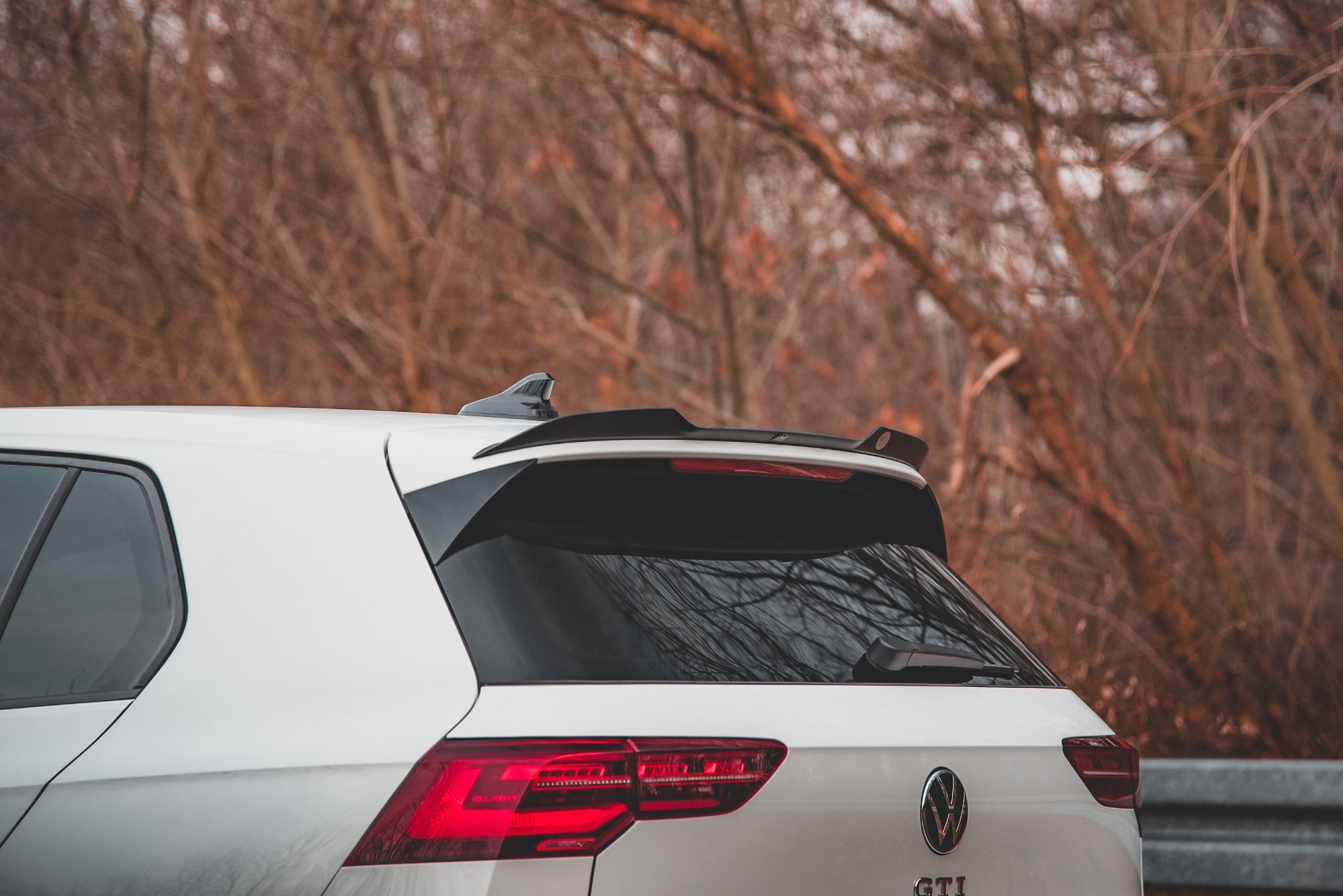 pol_po_Spoiler-Cap-V-2-Volkswagen-Golf-GTI-GTE-GTD-R-Line-R-Mk8-12193_6 pol_po_Spoiler-Cap-V-2-Volkswagen-Golf-GTI-GTE-GTD-R-Line-R-Mk8-12193_6