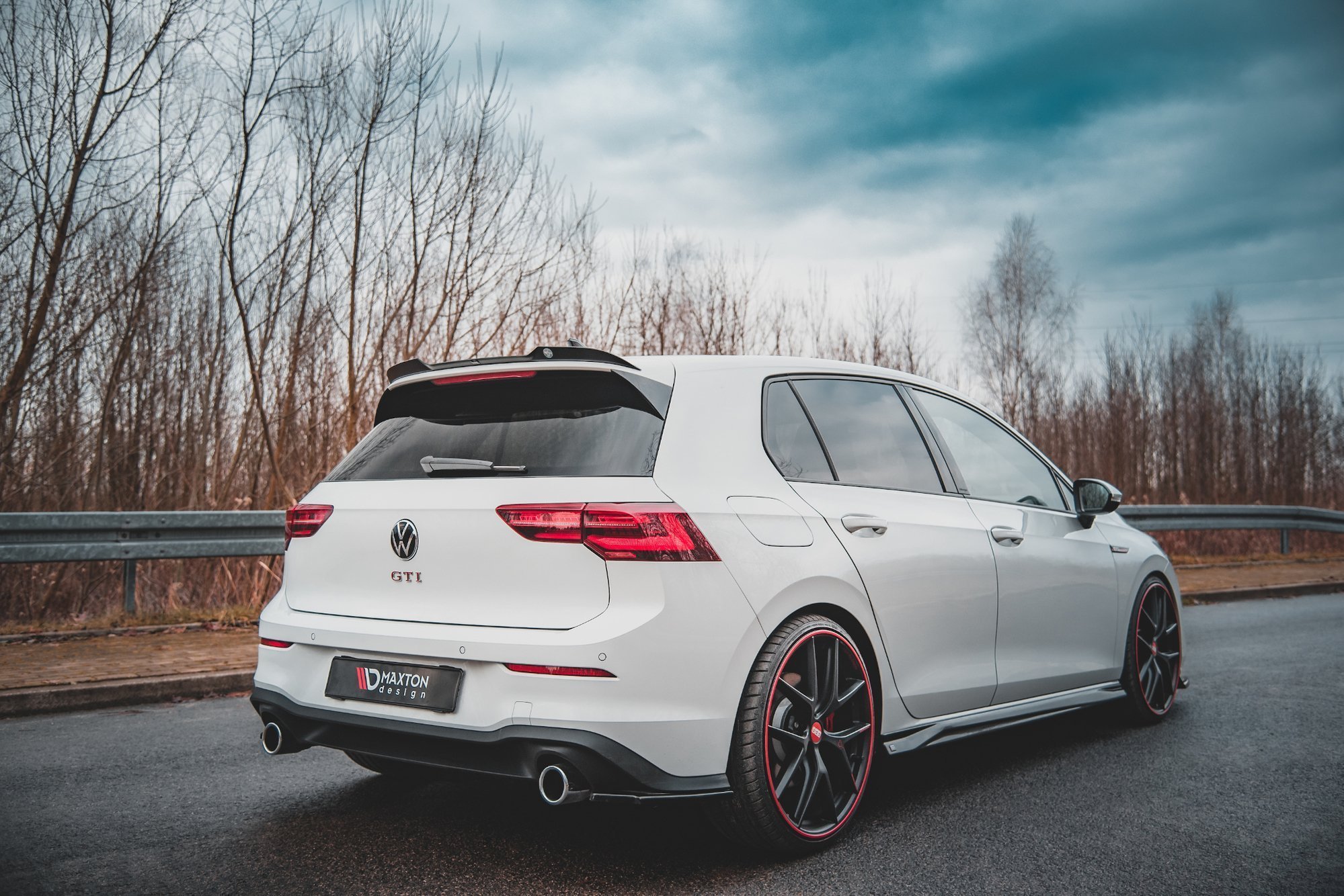 pol_po_Spoiler-Cap-V-2-Volkswagen-Golf-GTI-GTE-GTD-R-Line-R-Mk8-12193_9 pol_po_Spoiler-Cap-V-2-Volkswagen-Golf-GTI-GTE-GTD-R-Line-R-Mk8-12193_9
