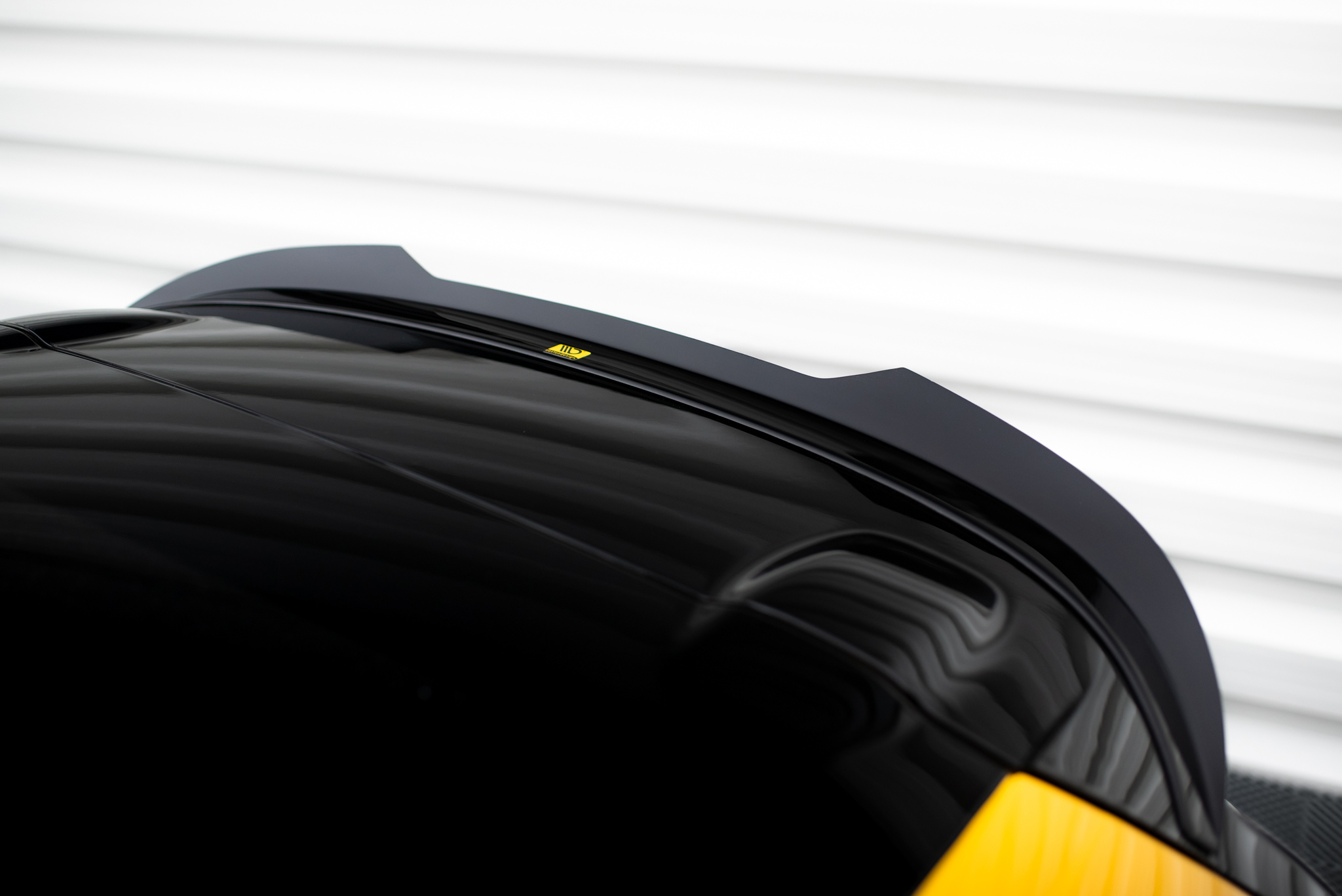 pol_po_Spoiler-Cap-V-2-Volkswagen-Scirocco-Mk3-17358_4 pol_po_Spoiler-Cap-V-2-Volkswagen-Scirocco-Mk3-17358_4