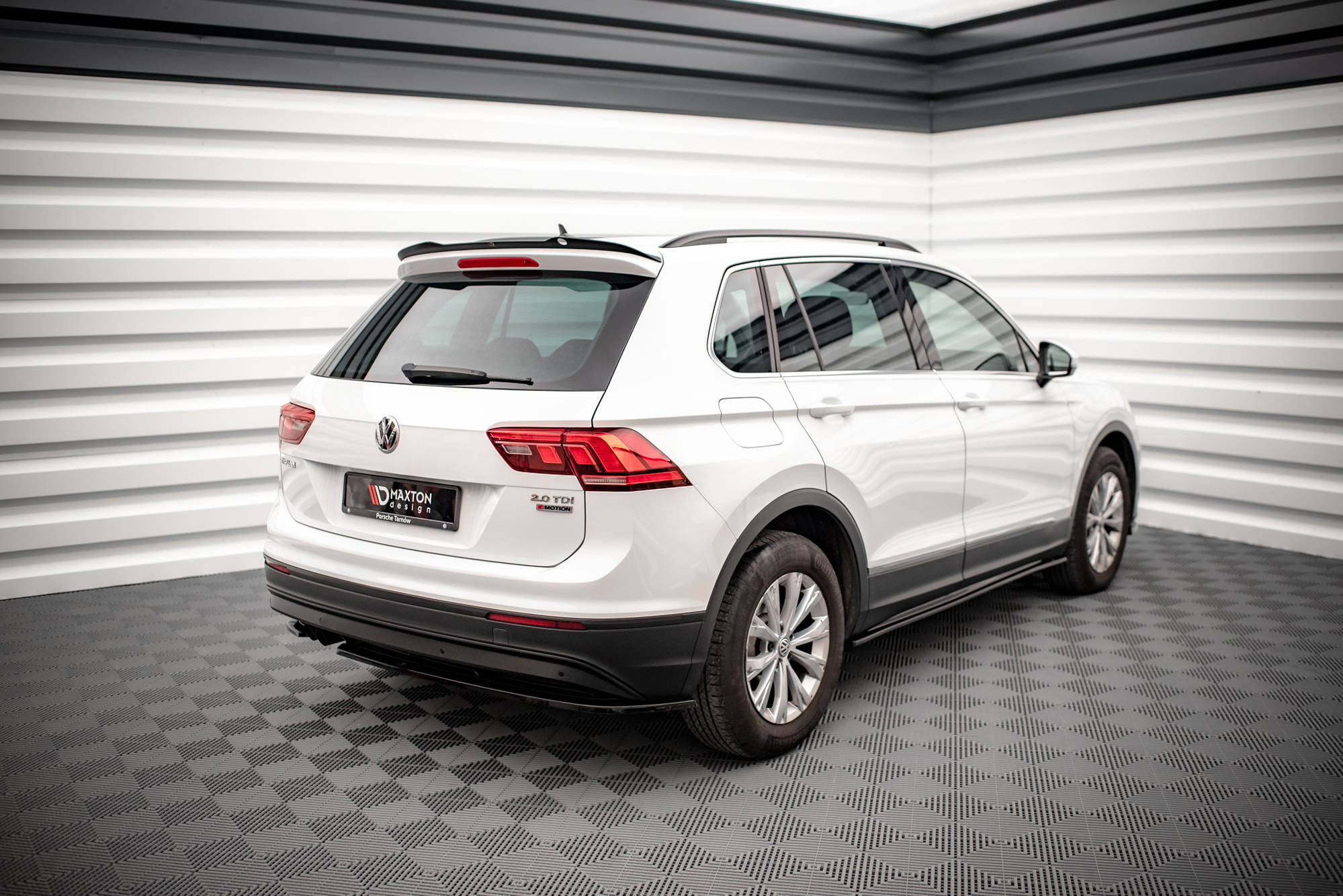 pol_po_Spoiler-Cap-Volkswagen-Tiguan-Mk2-14999_4 pol_po_Spoiler-Cap-Volkswagen-Tiguan-Mk2-14999_4