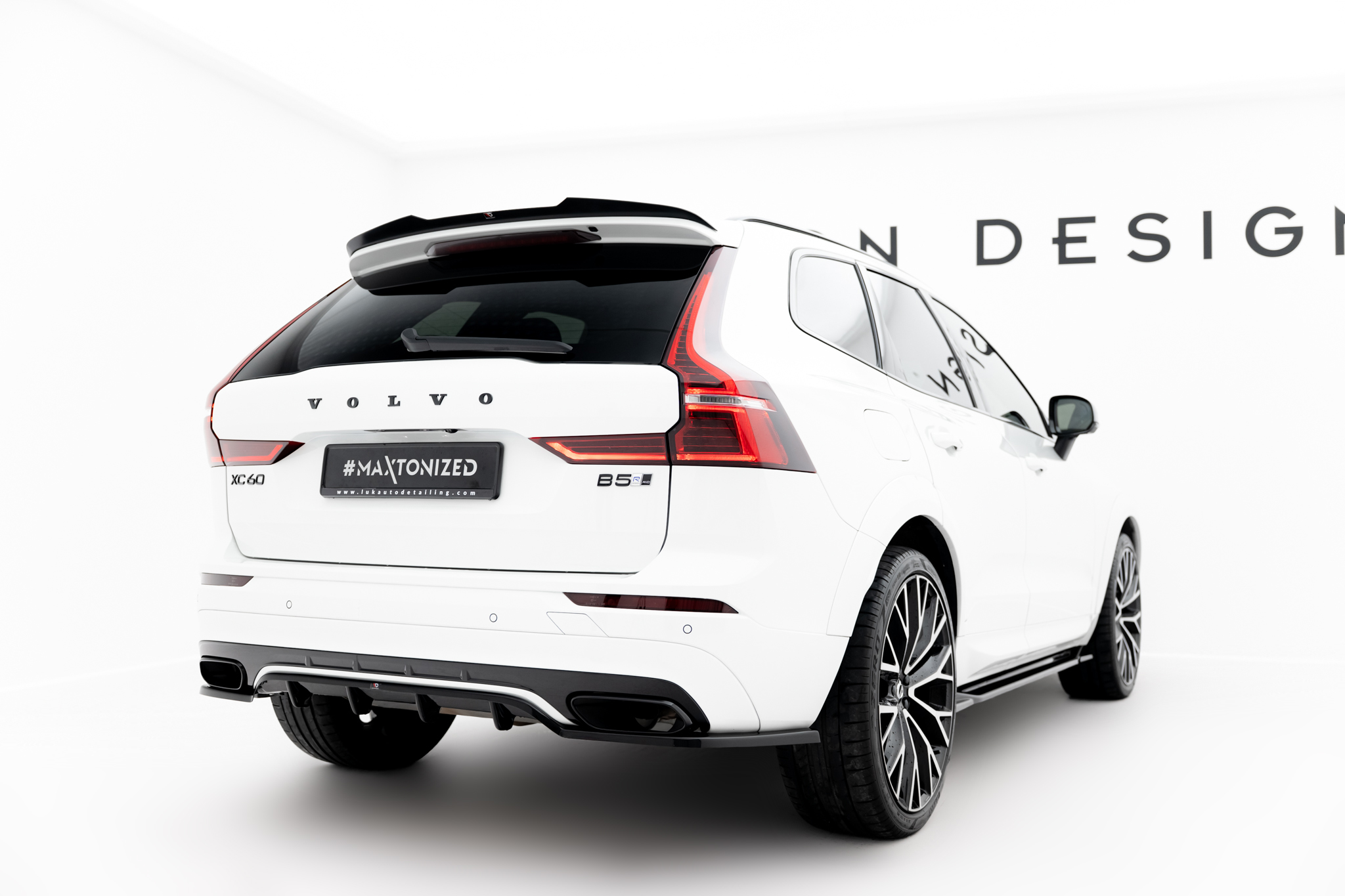 pol_po_Spoiler-Cap-Volvo-XC60-Mk2-R-Design-11739_5 pol_po_Spoiler-Cap-Volvo-XC60-Mk2-R-Design-11739_5