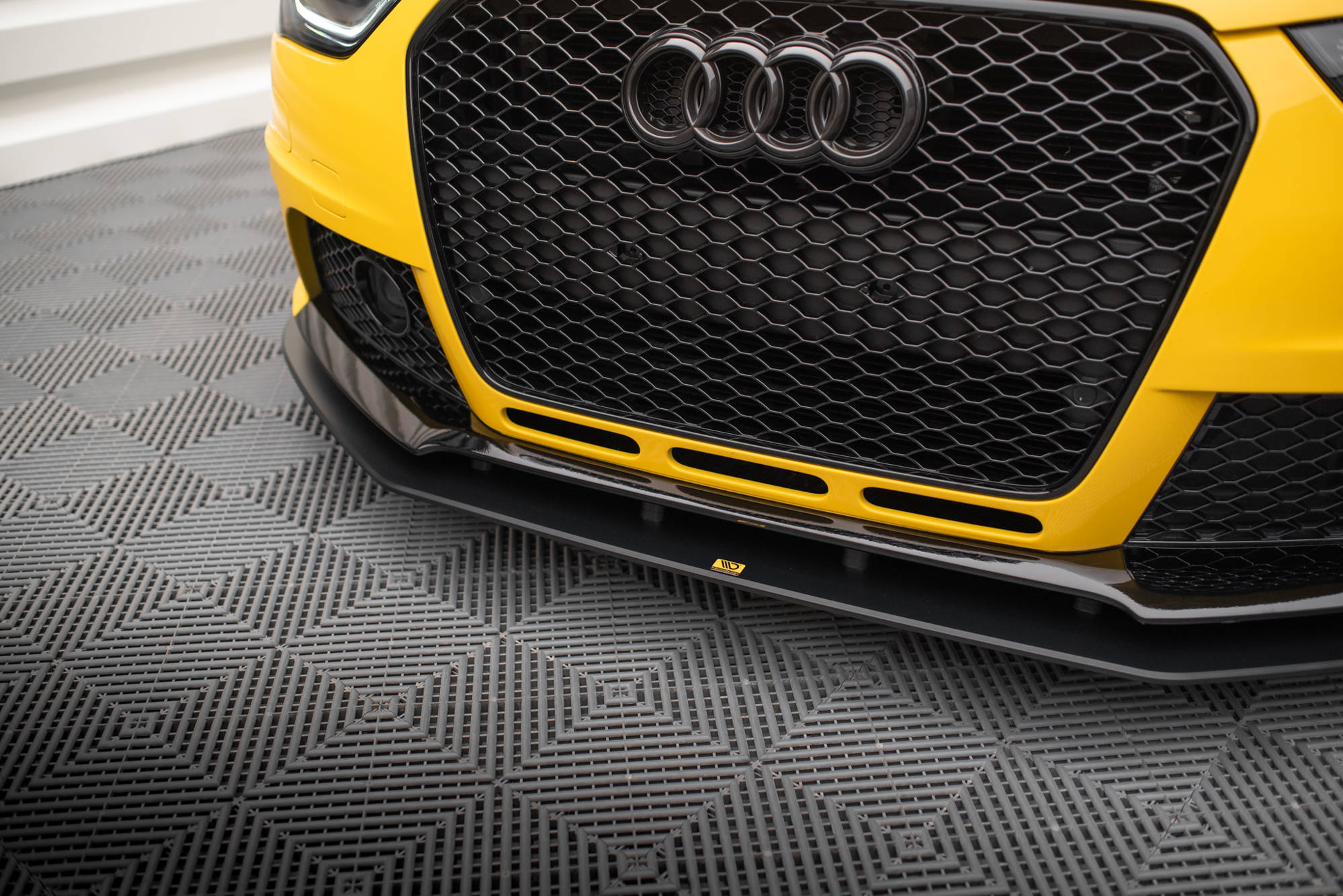 pol_po_Street-Pro-Front-Splitter-Audi-RS4-B8-18694_5 pol_po_Street-Pro-Front-Splitter-Audi-RS4-B8-18694_5