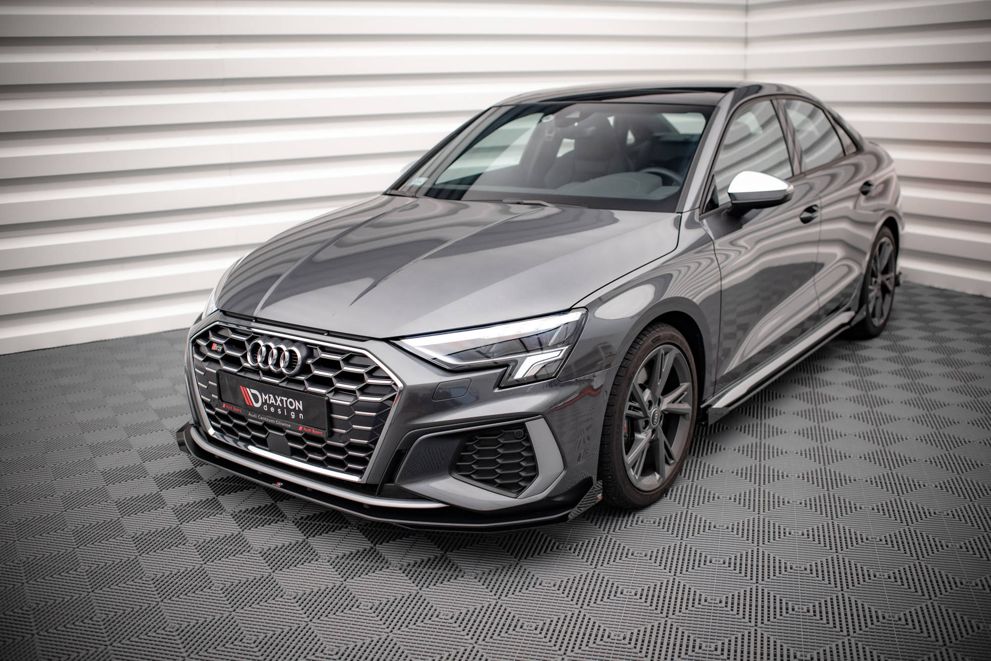 pol_po_Street-Pro-Front-Splitter-Flaps-Audi-S3-A3-S-Line-8Y-14899_7 pol_po_Street-Pro-Front-Splitter-Flaps-Audi-S3-A3-S-Line-8Y-14899_7