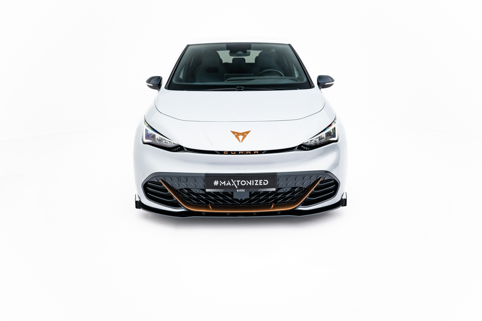 pol_po_Street-Pro-Front-Splitter-Flaps-Cupra-Born-Mk1-23571_3 pol_po_Street-Pro-Front-Splitter-Flaps-Cupra-Born-Mk1-23571_3